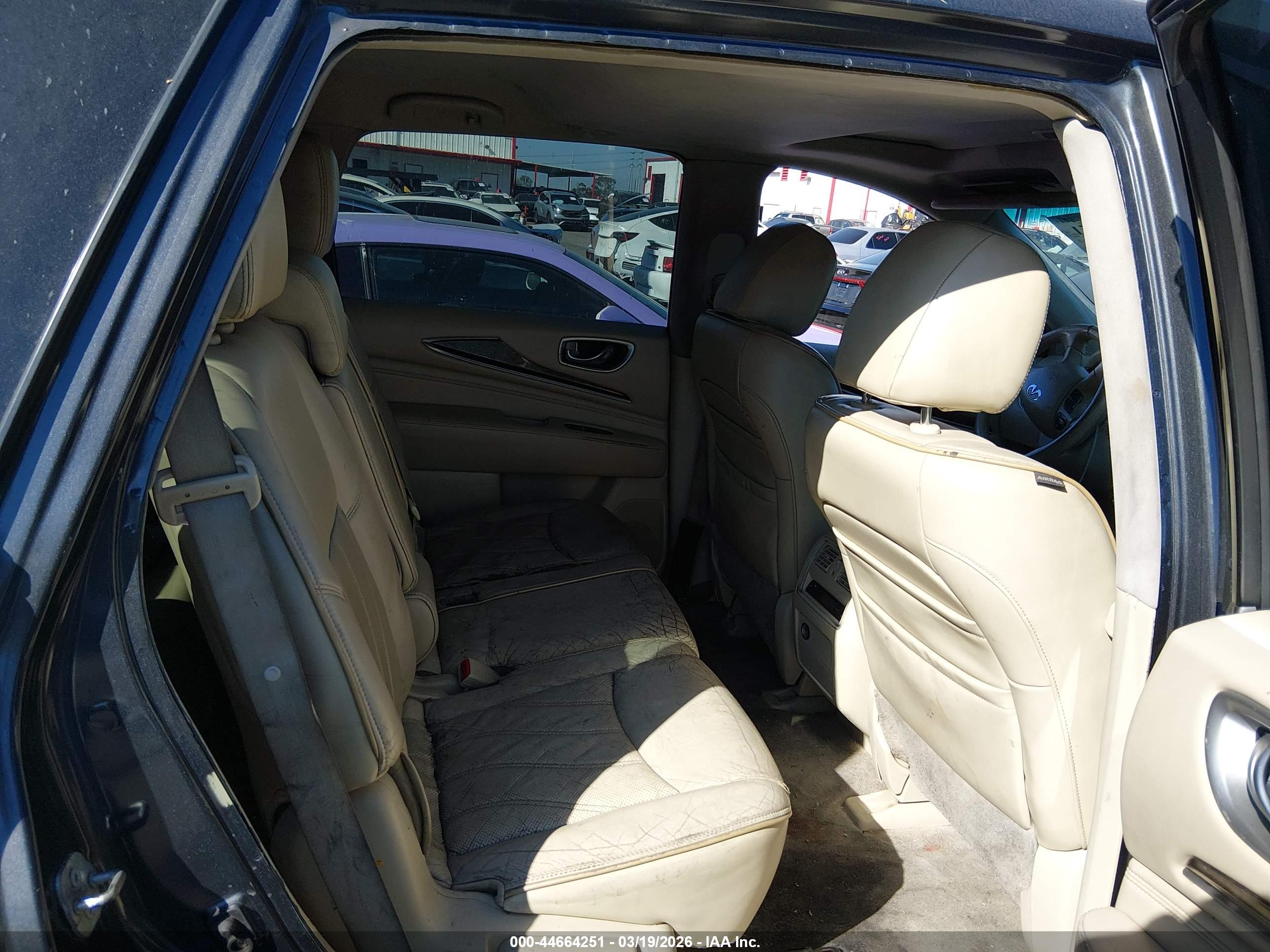 INFINITI QX60 image 8