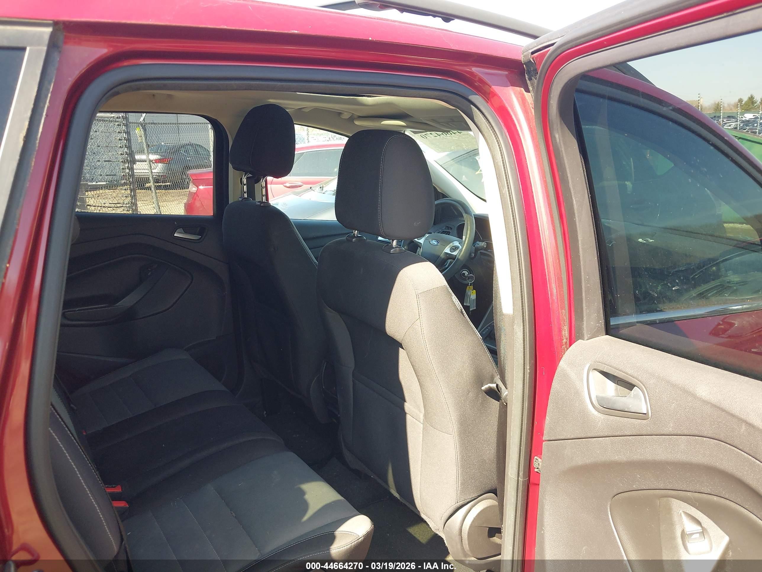 FORD ESCAPE image 8