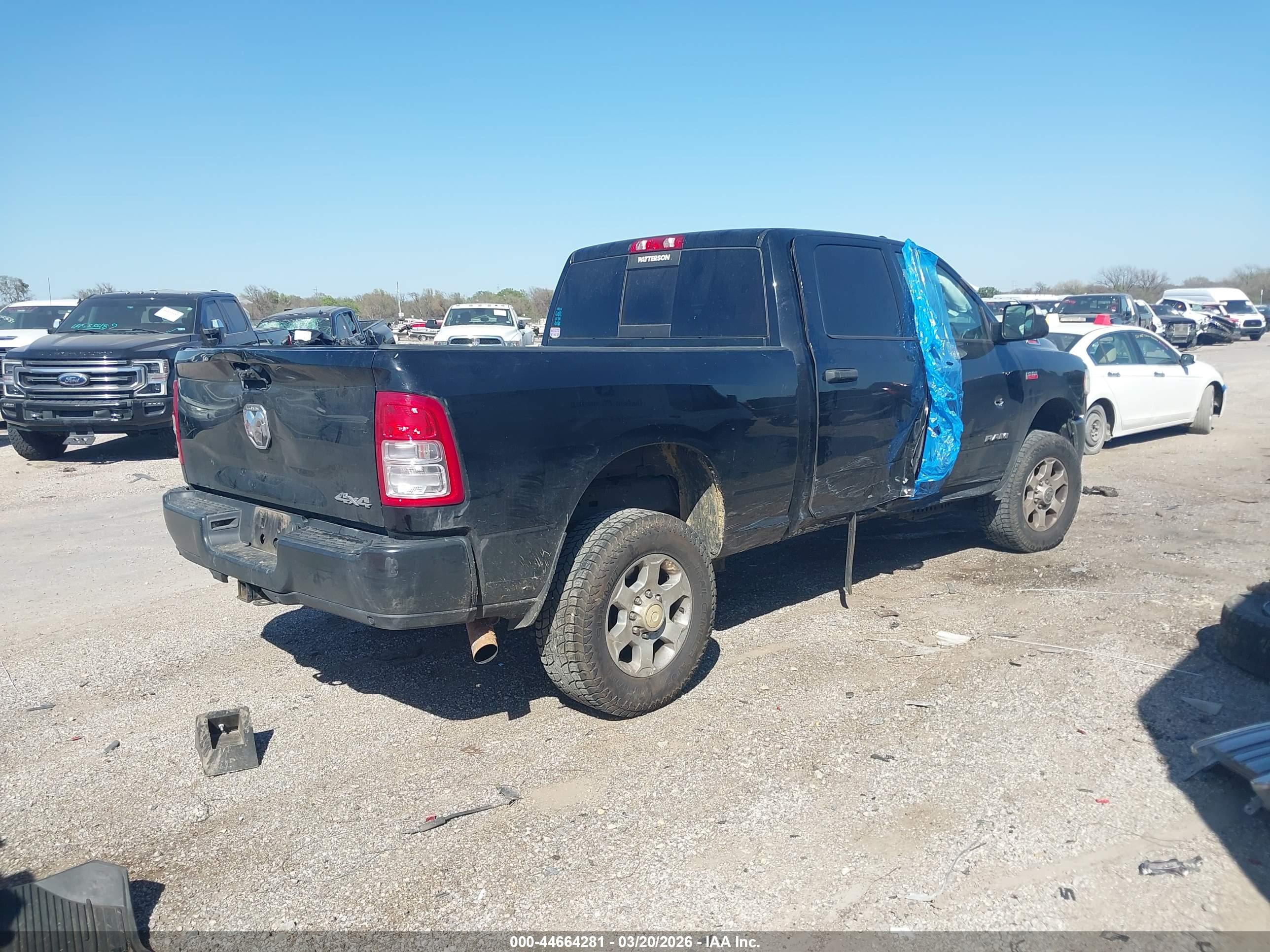 RAM 2500 image 4