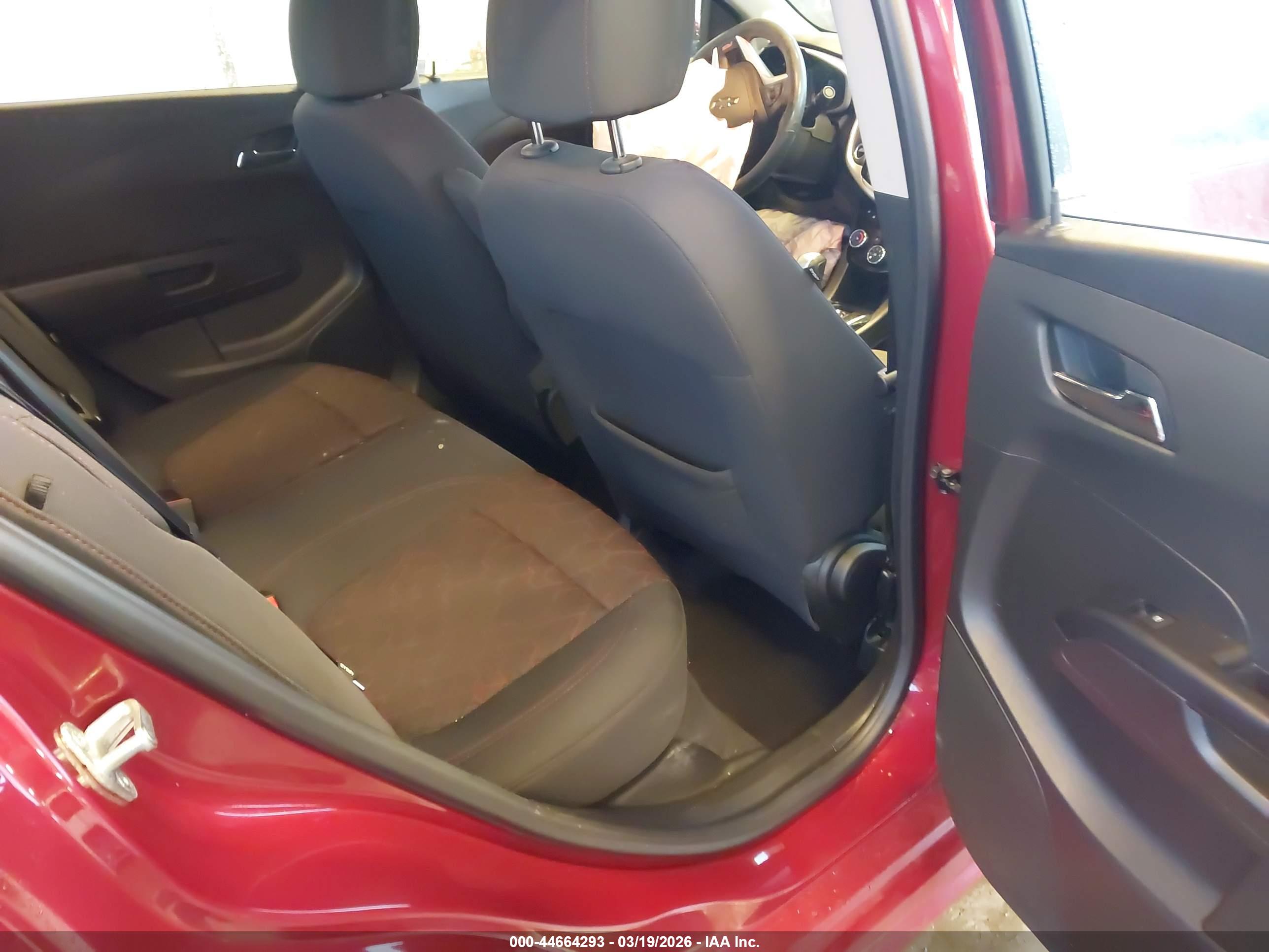 CHEVROLET SONIC image 8
