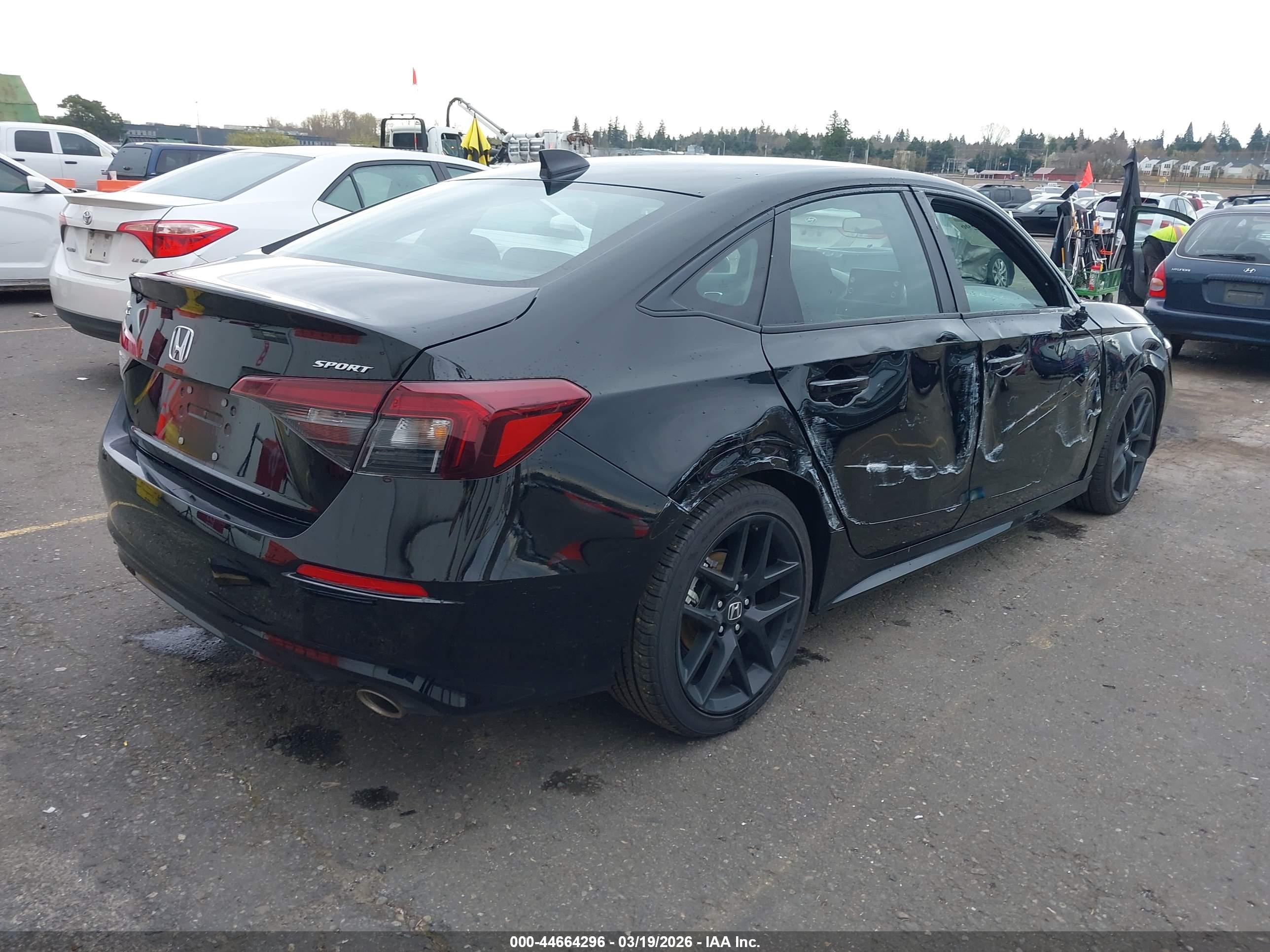 HONDA CIVIC image 4