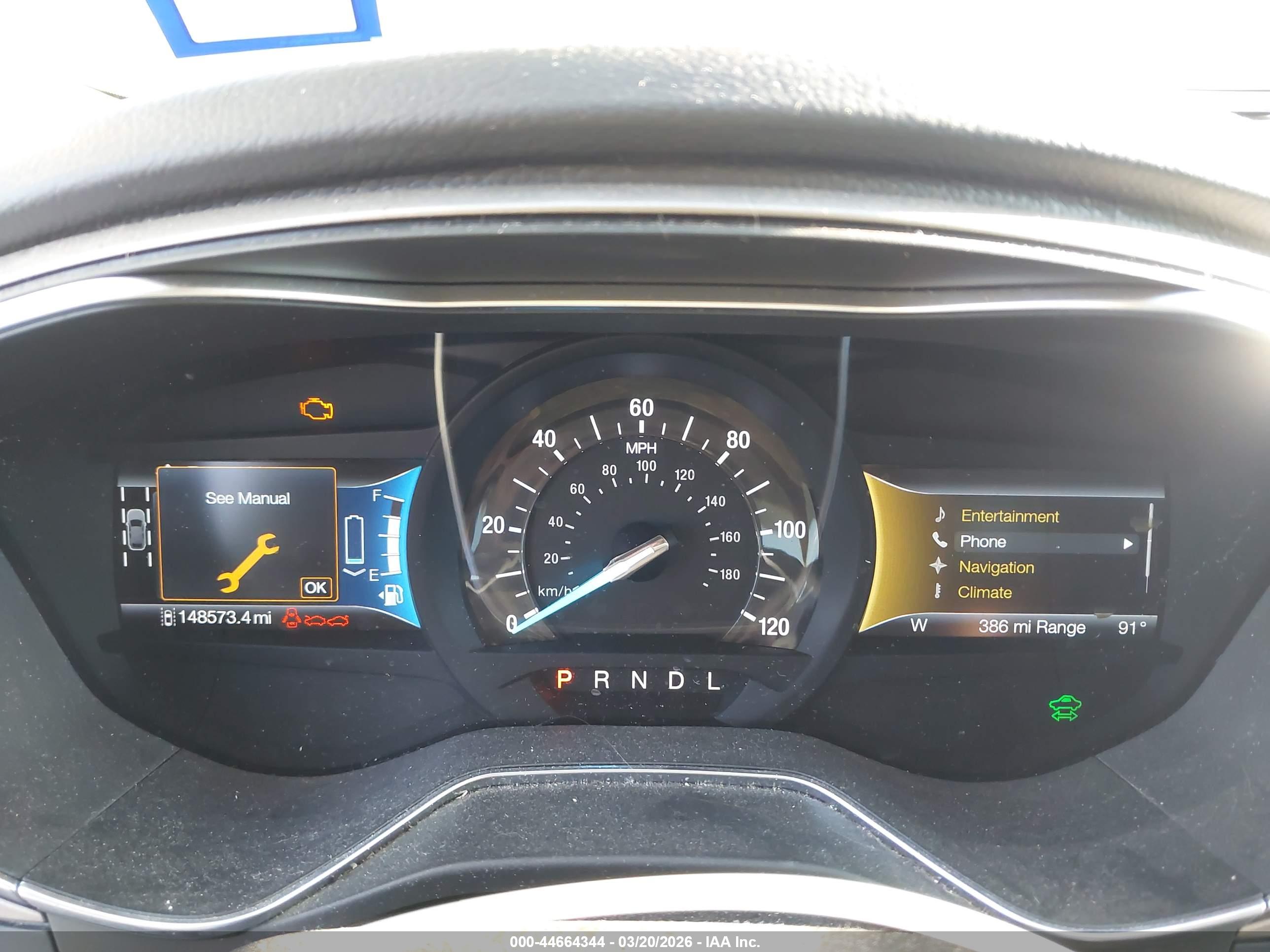 FORD FUSION image 7