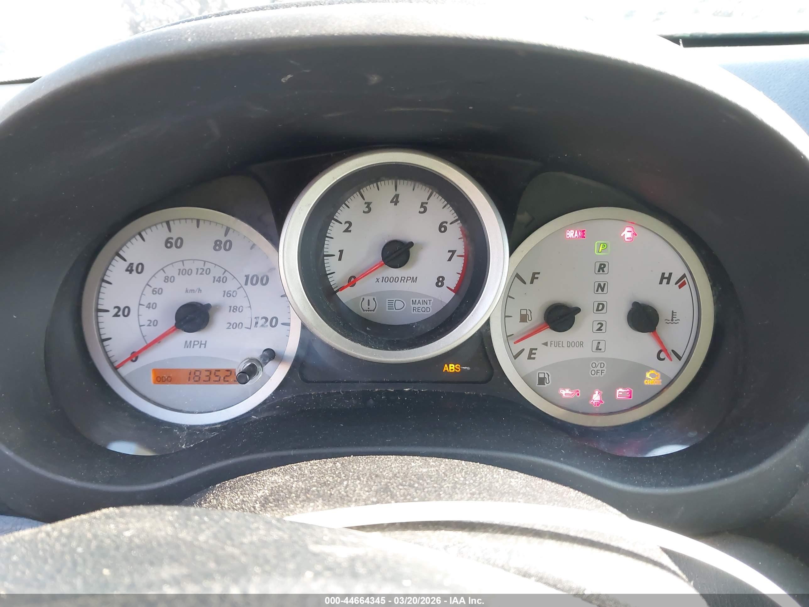 TOYOTA RAV4 image 7