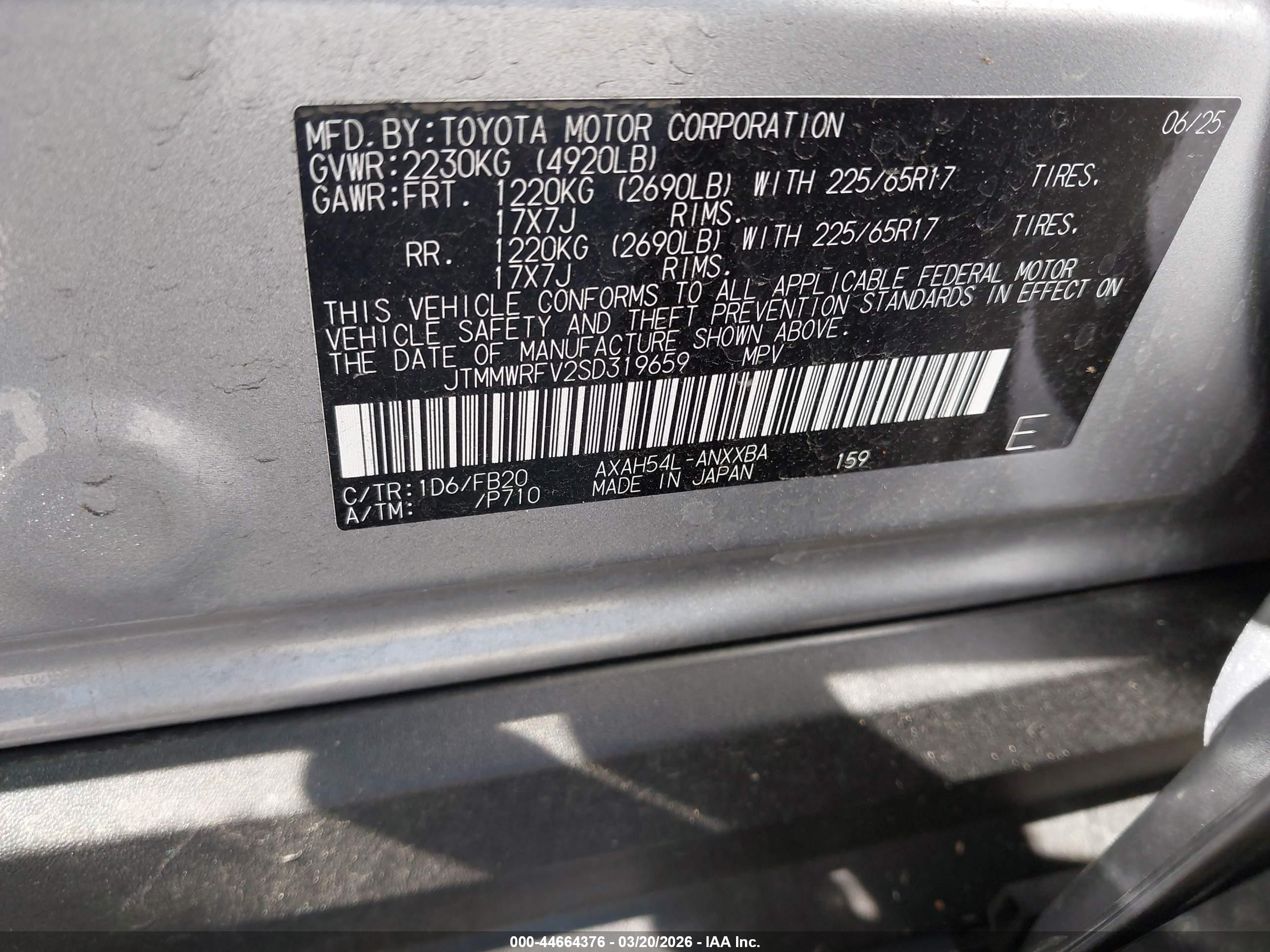 TOYOTA RAV4 image 9