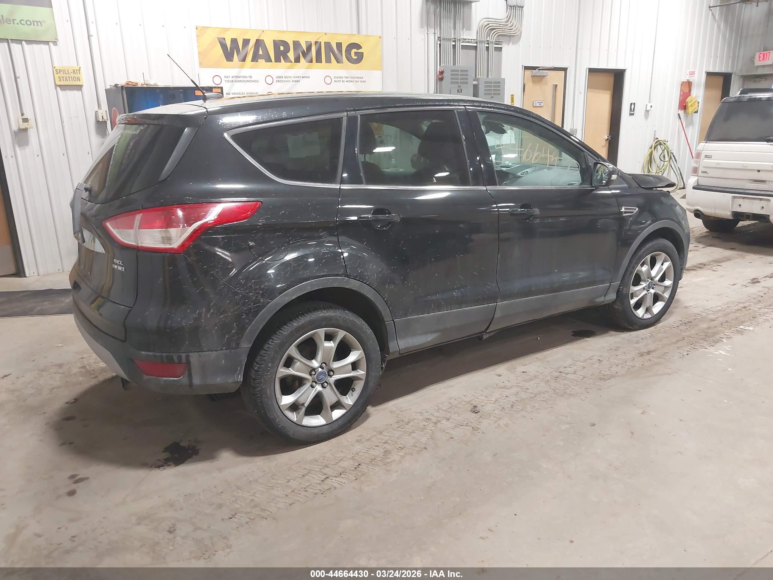 FORD ESCAPE image 4