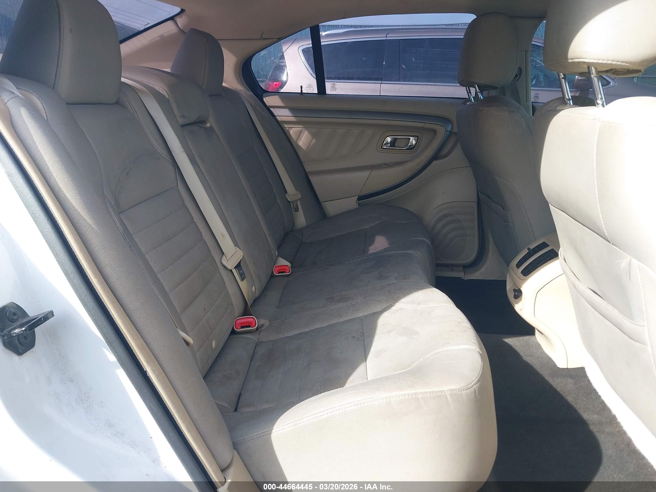 FORD TAURUS image 8
