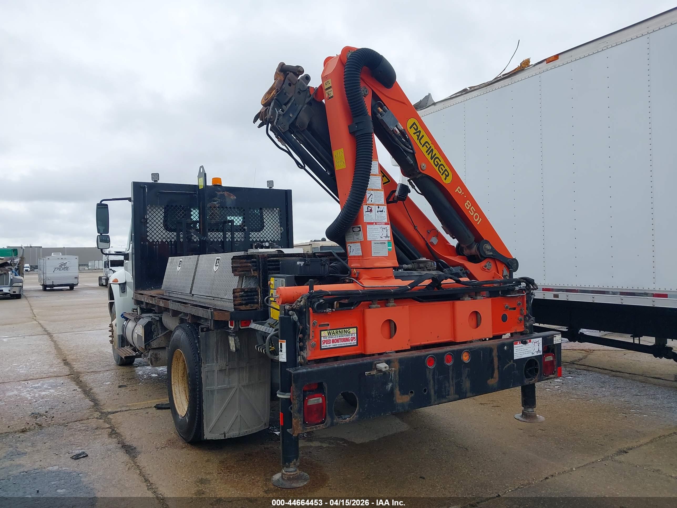 INTERNATIONAL 4000 image 3