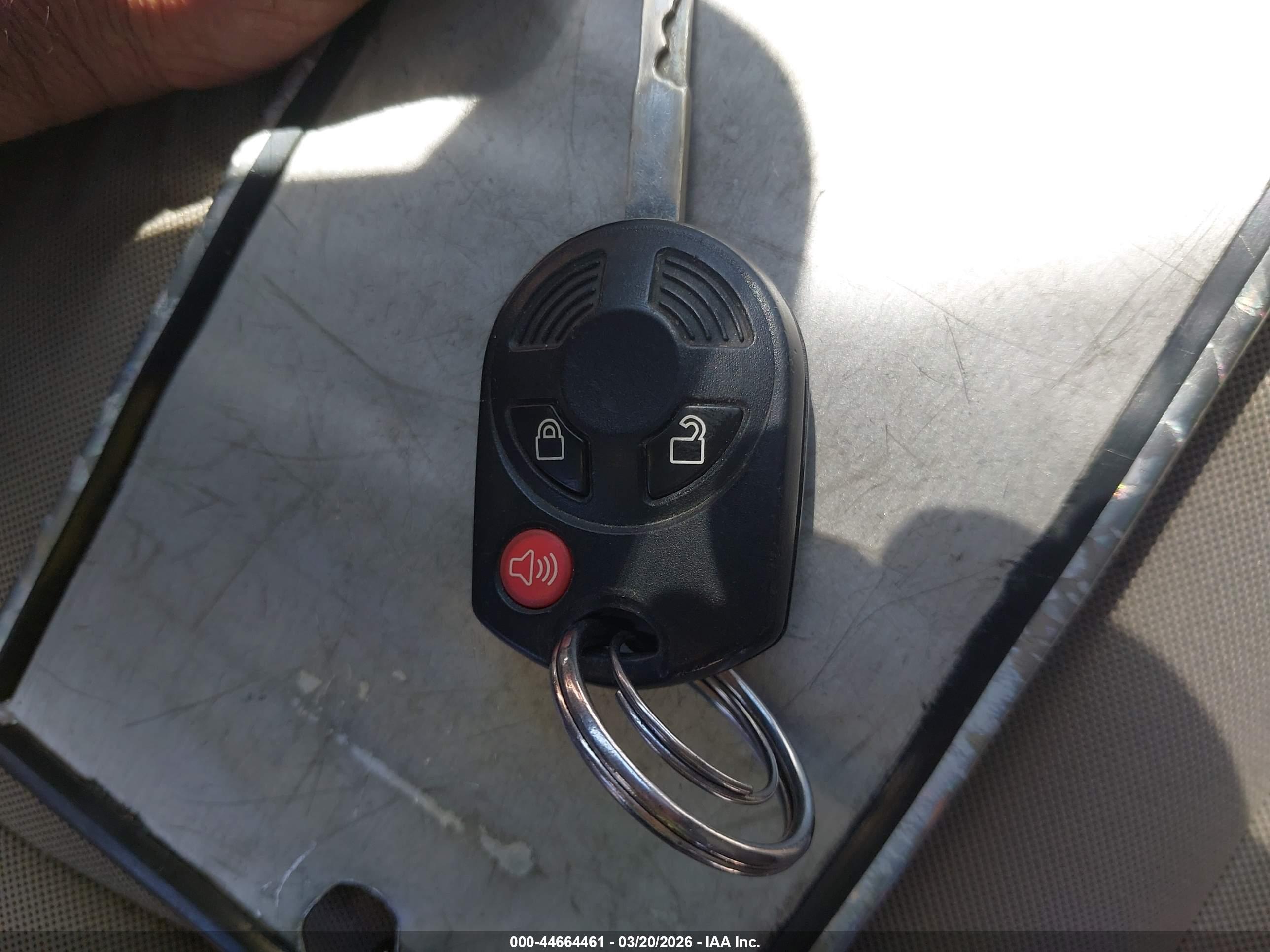 FORD ESCAPE image 11