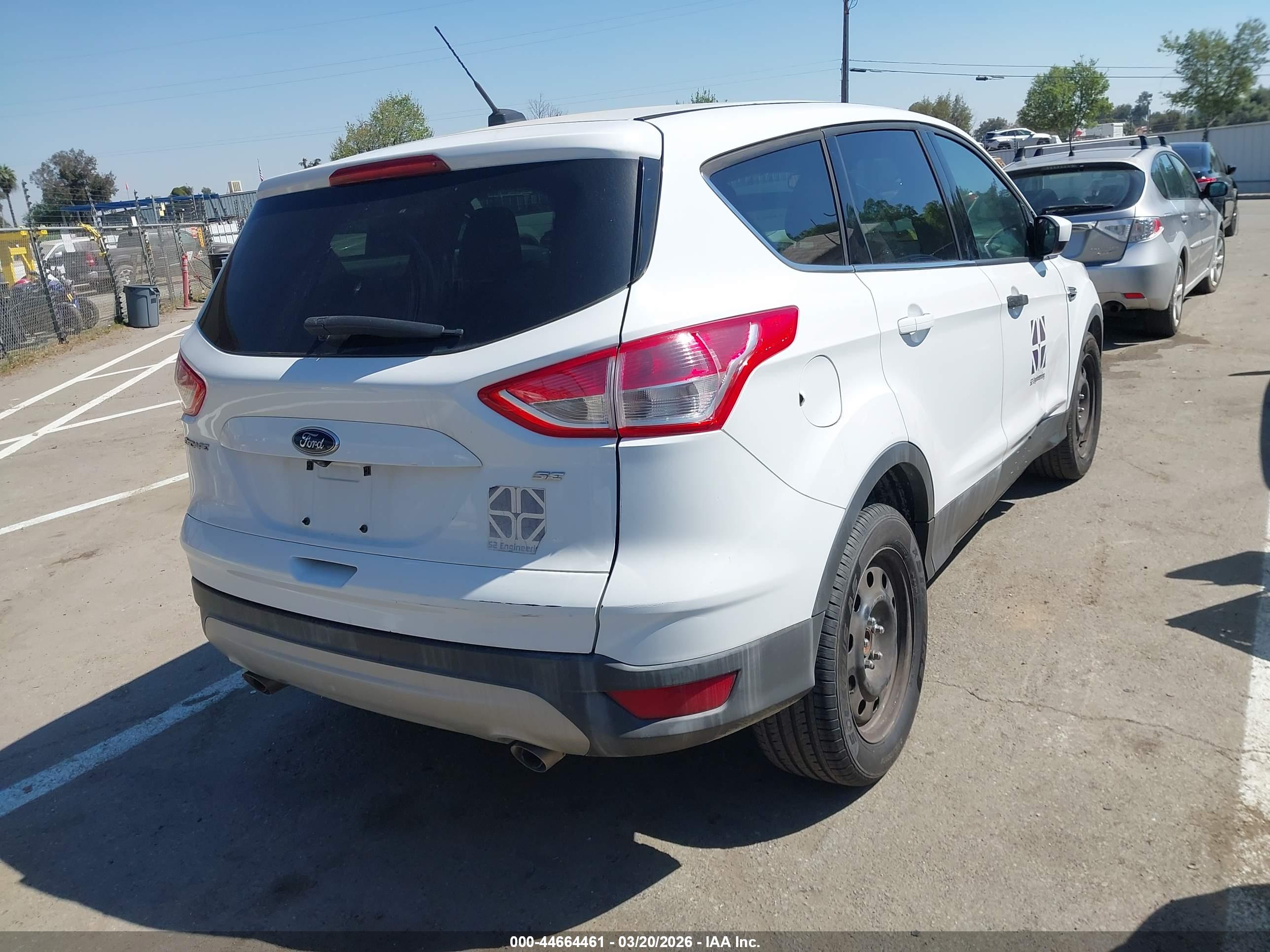 FORD ESCAPE image 4