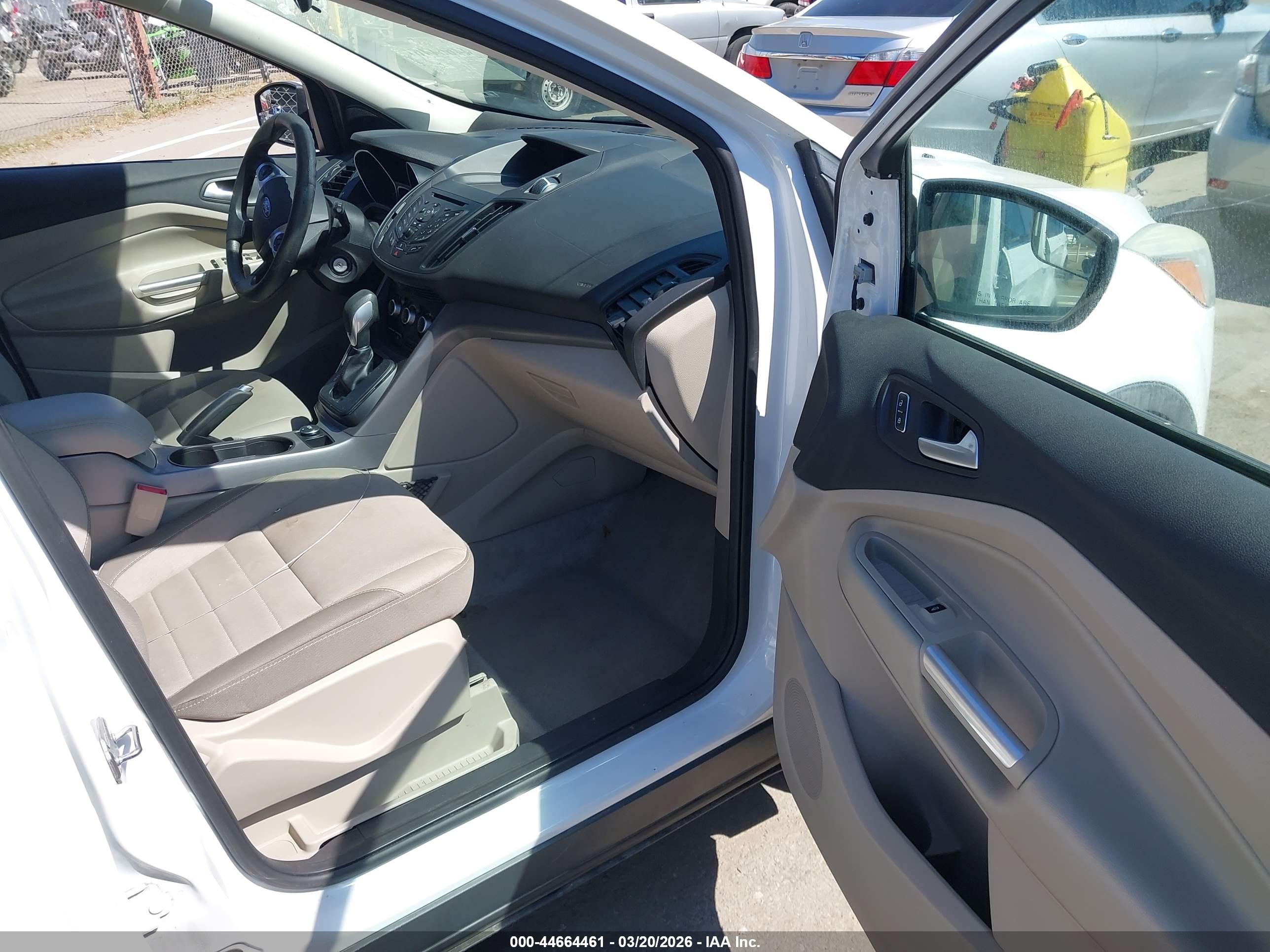 FORD ESCAPE image 5