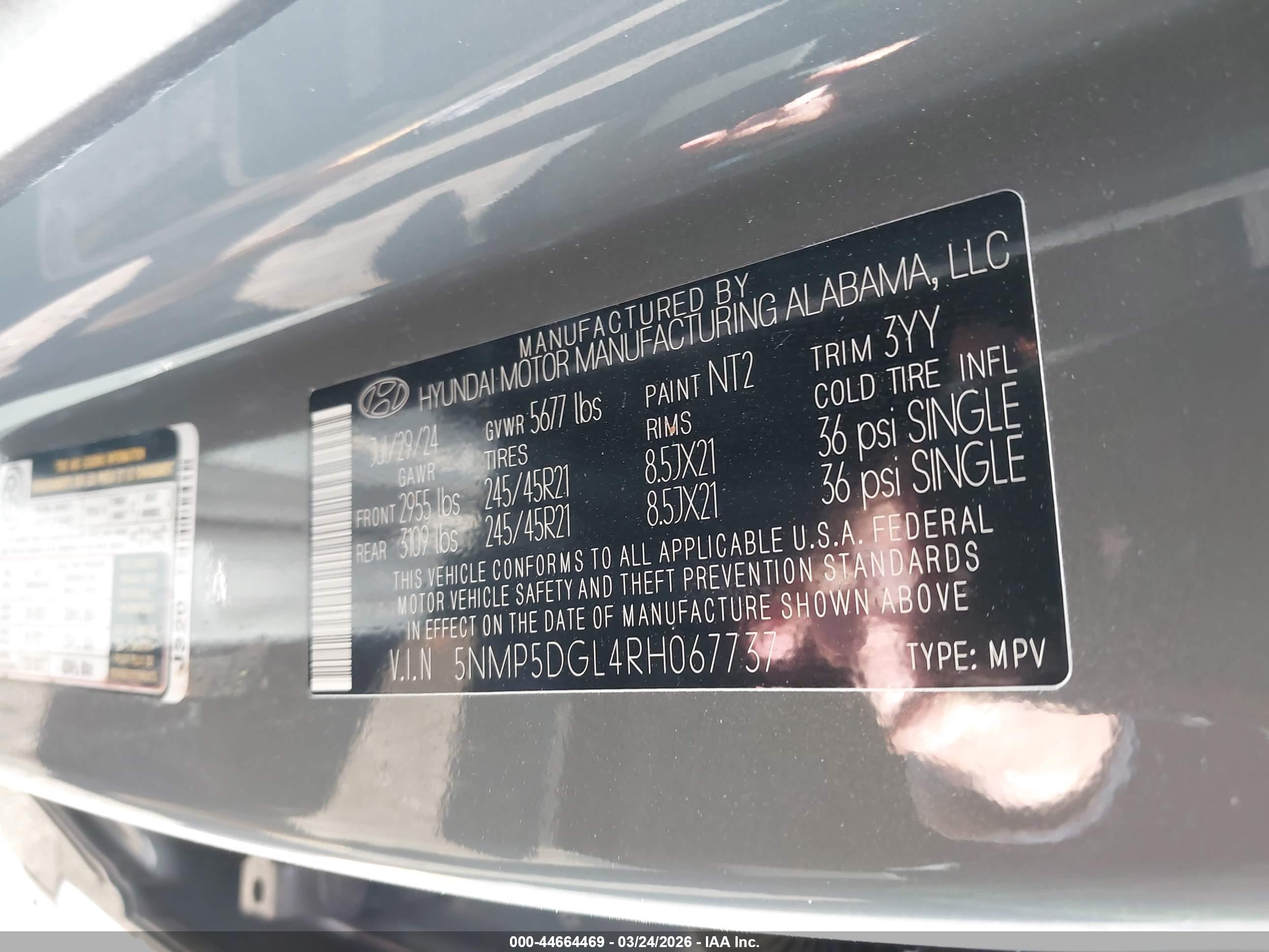 HYUNDAI SANTA image 9