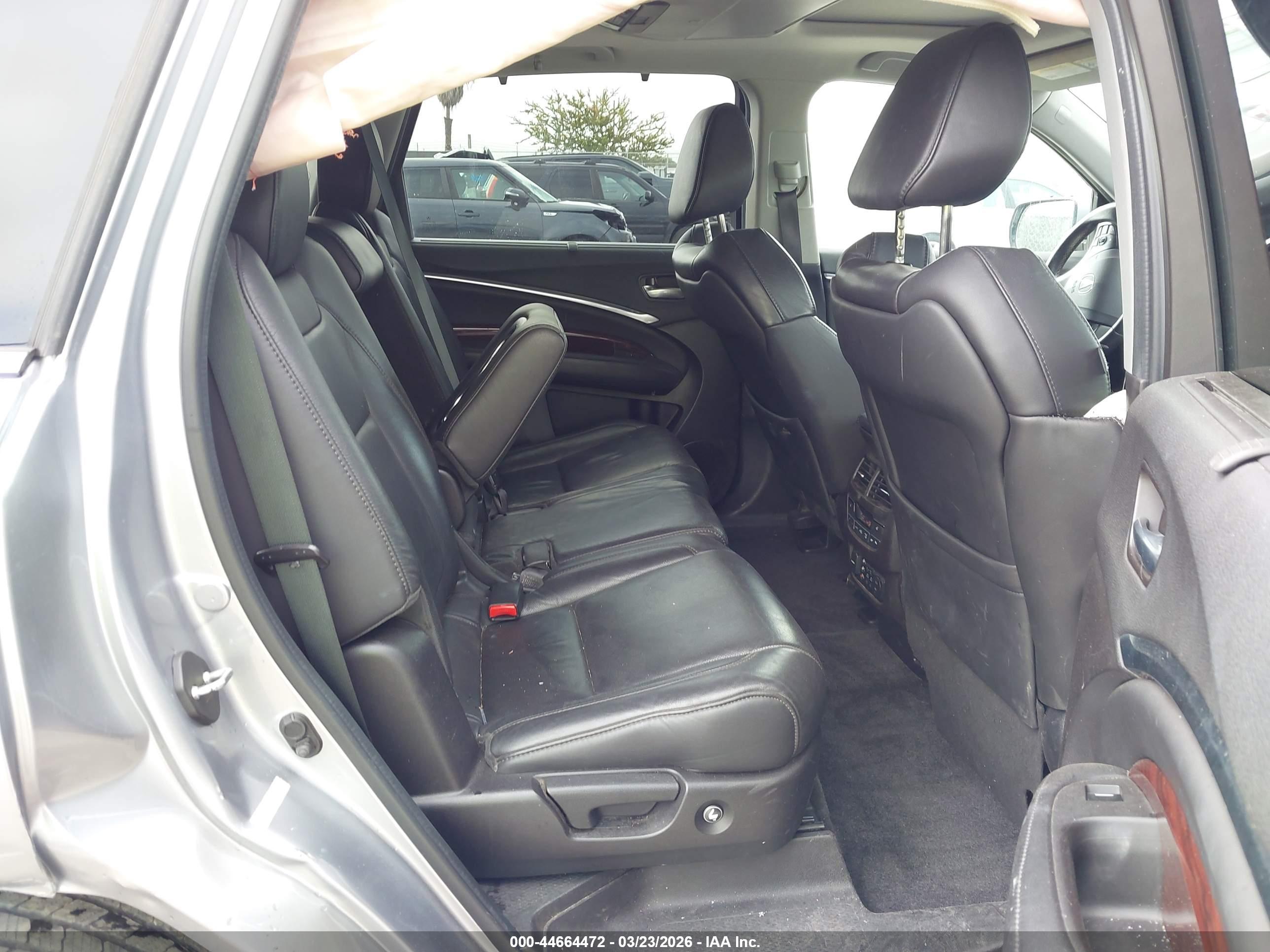 ACURA MDX image 8