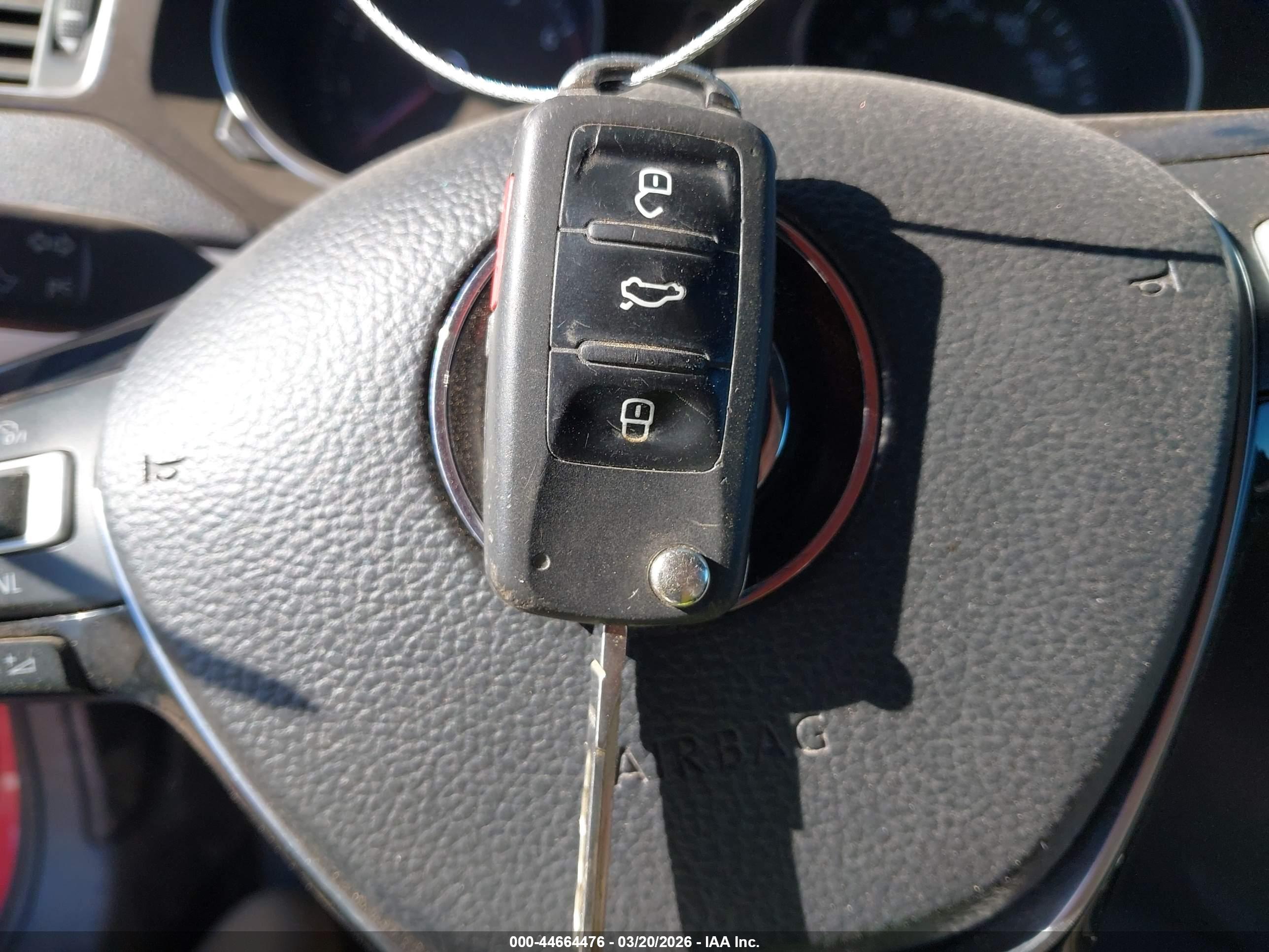 VOLKSWAGEN JETTA image 11