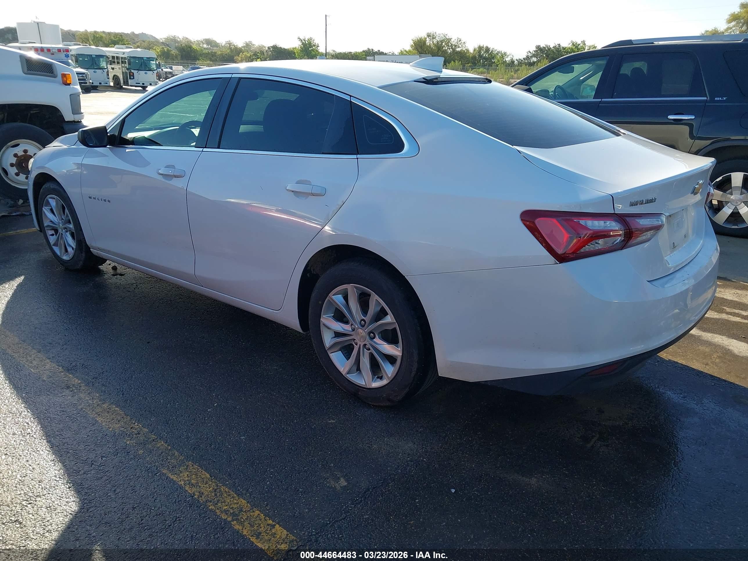 CHEVROLET MALIBU image 3
