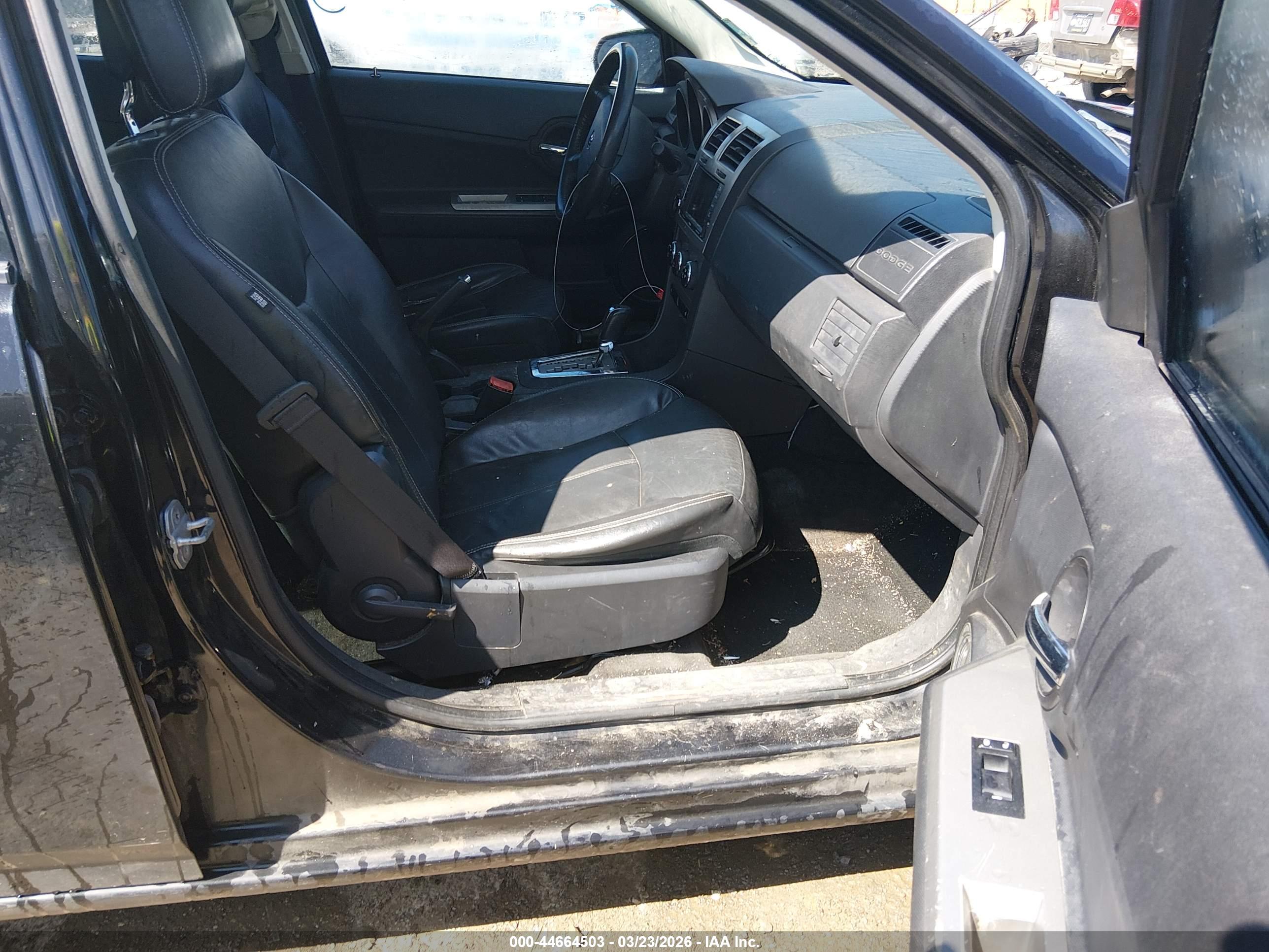 DODGE AVENGER image 5