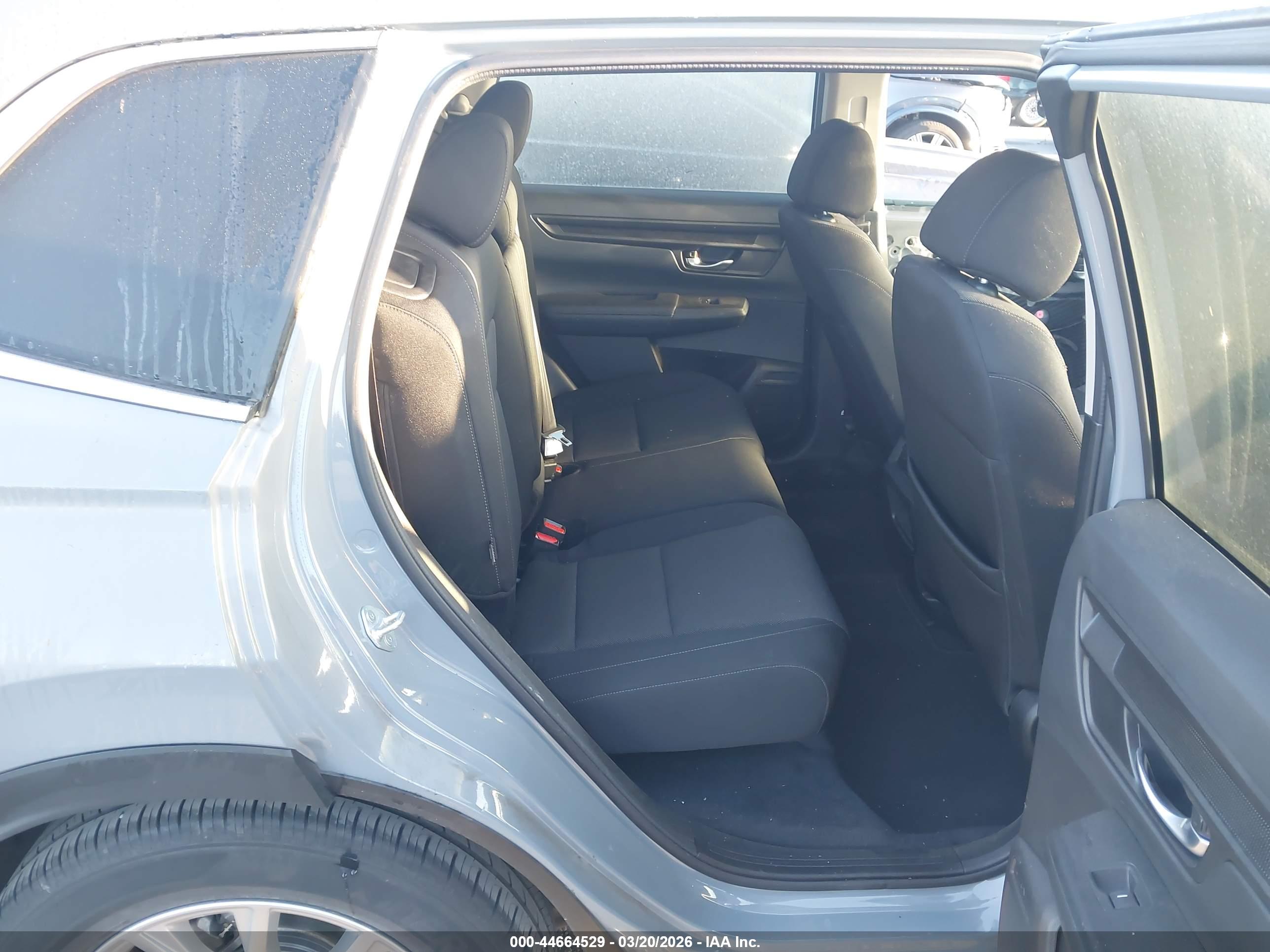 HONDA CR-V image 8