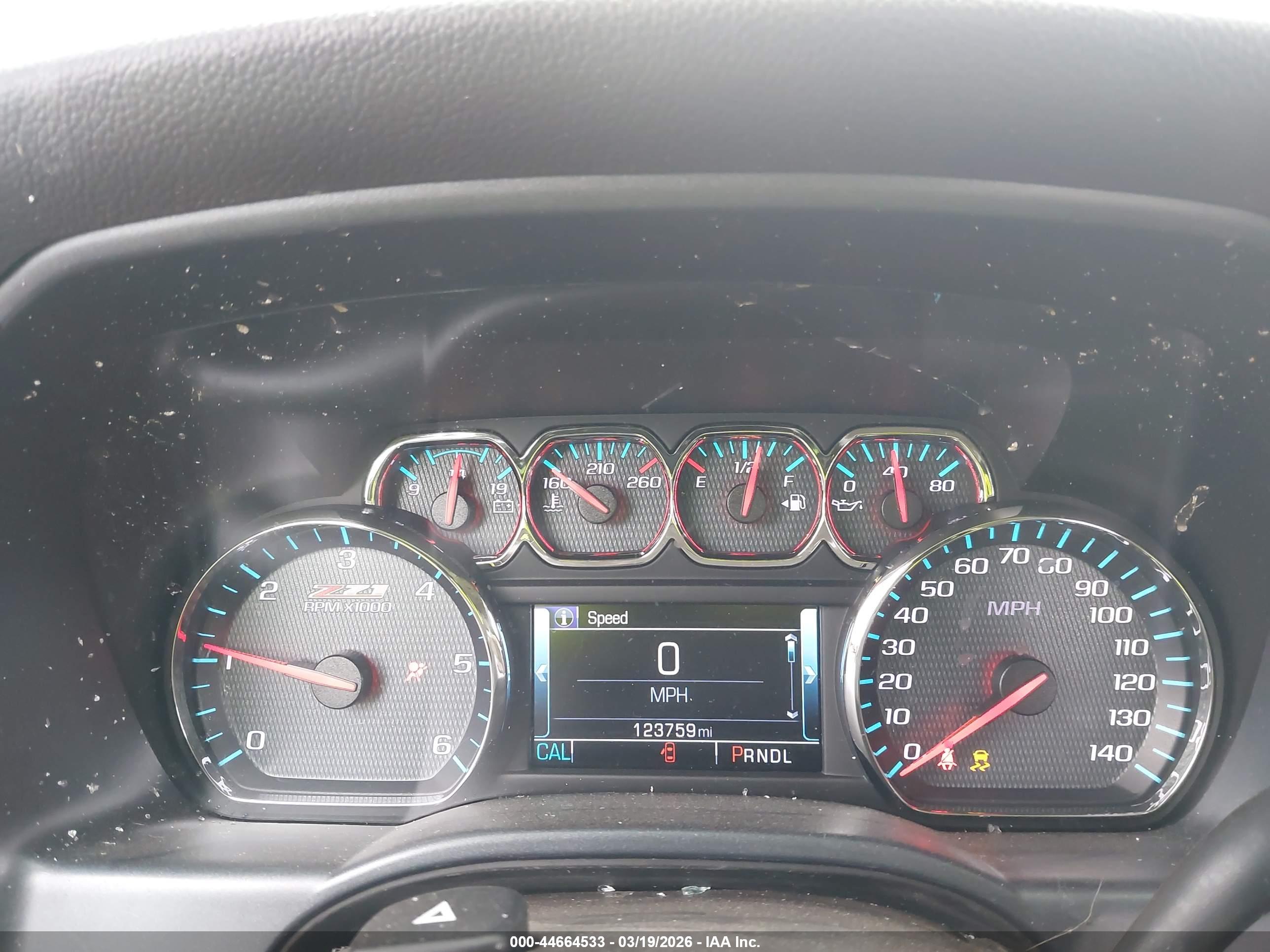 CHEVROLET SILVERADO image 7