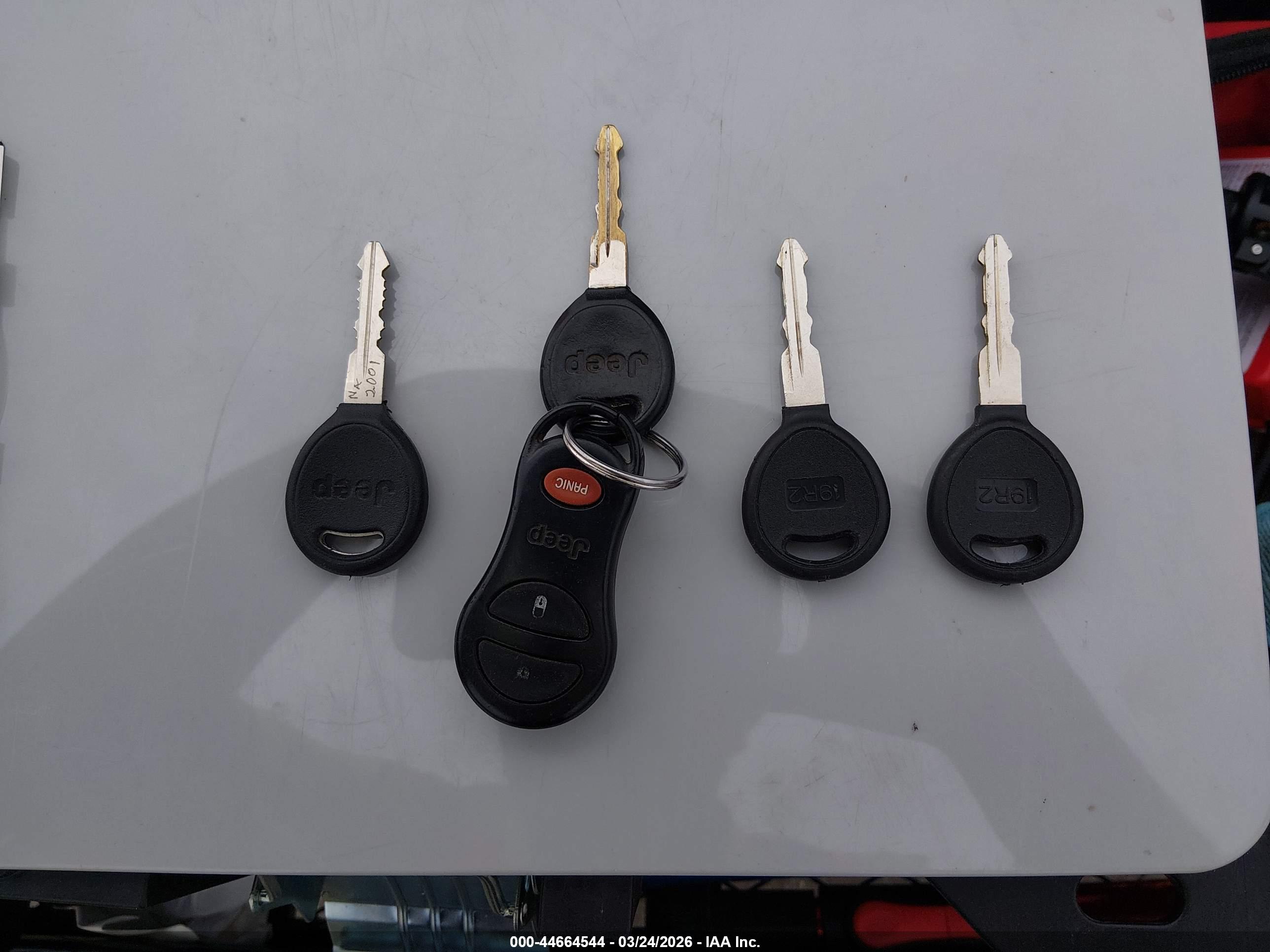 JEEP CHEROKEE image 11