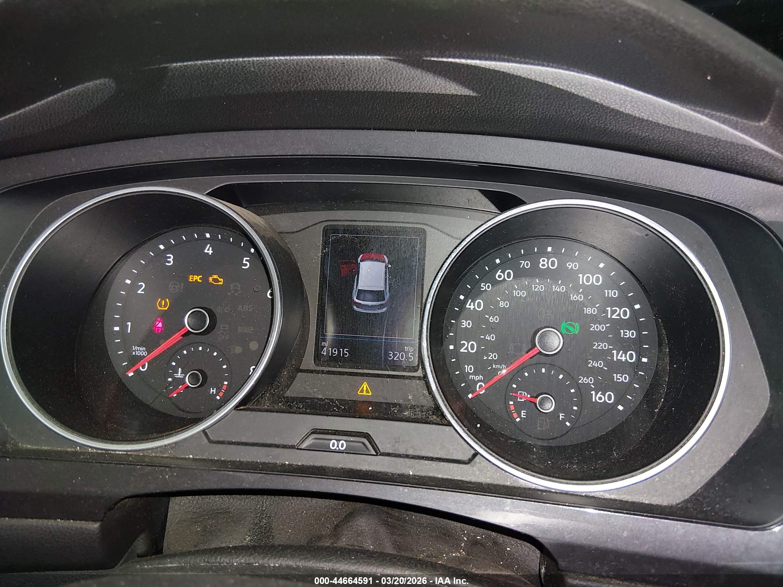 VOLKSWAGEN TIGUAN image 7