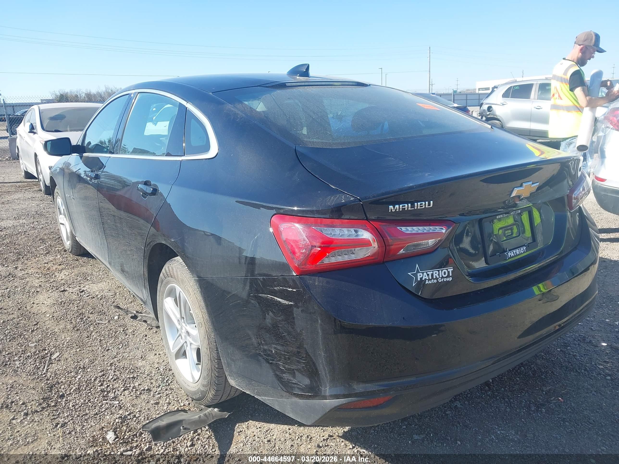 CHEVROLET MALIBU image 3