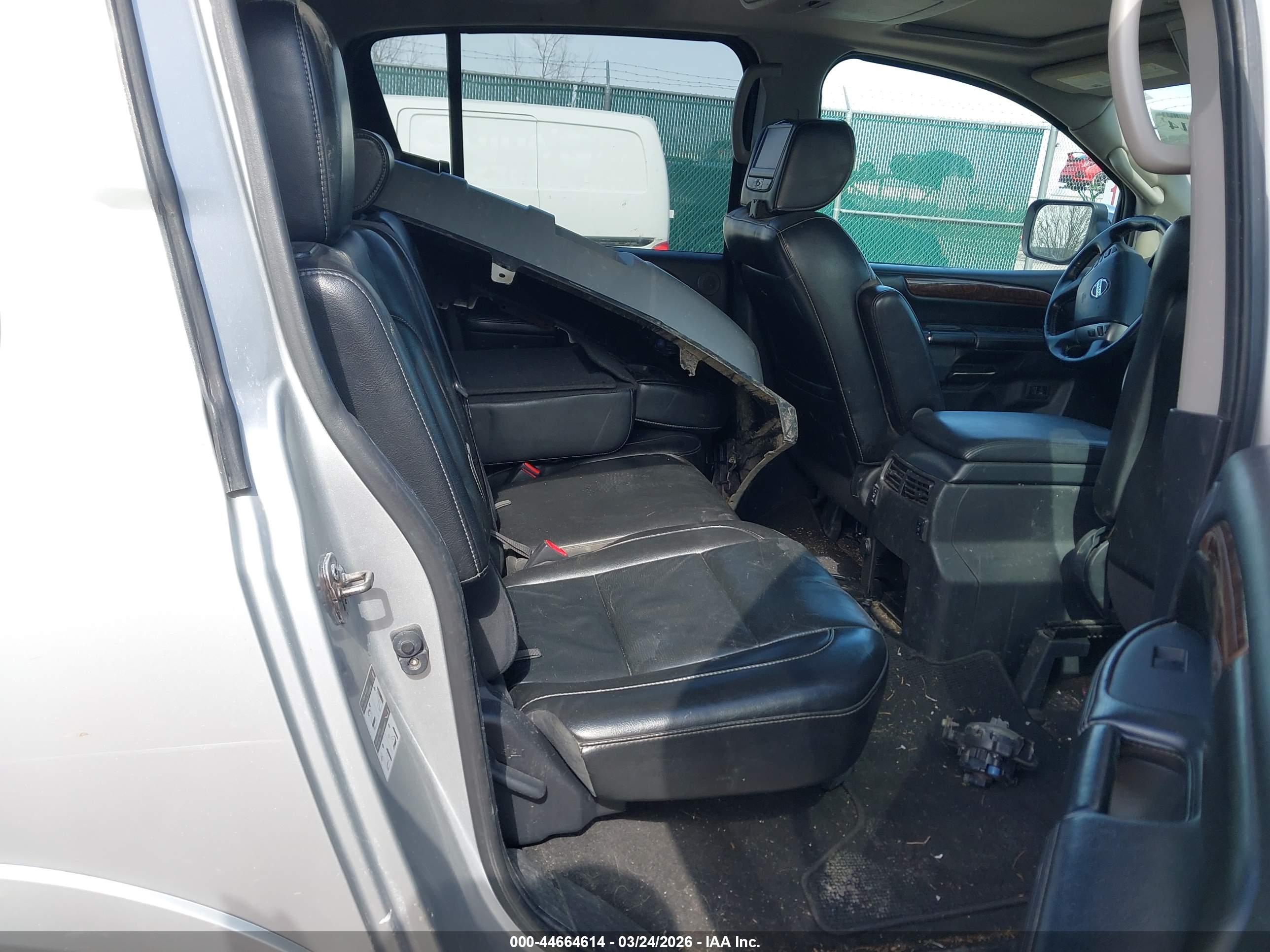 NISSAN ARMADA image 8