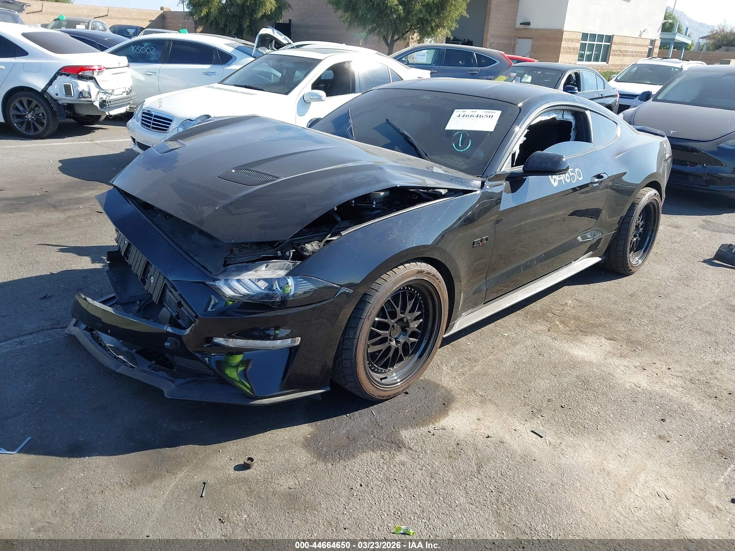 FORD MUSTANG image 2