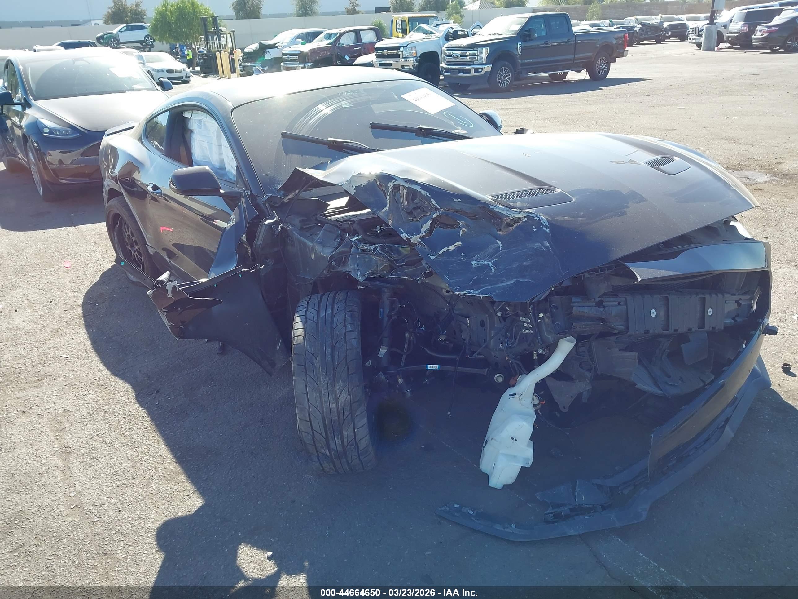 FORD MUSTANG image 6