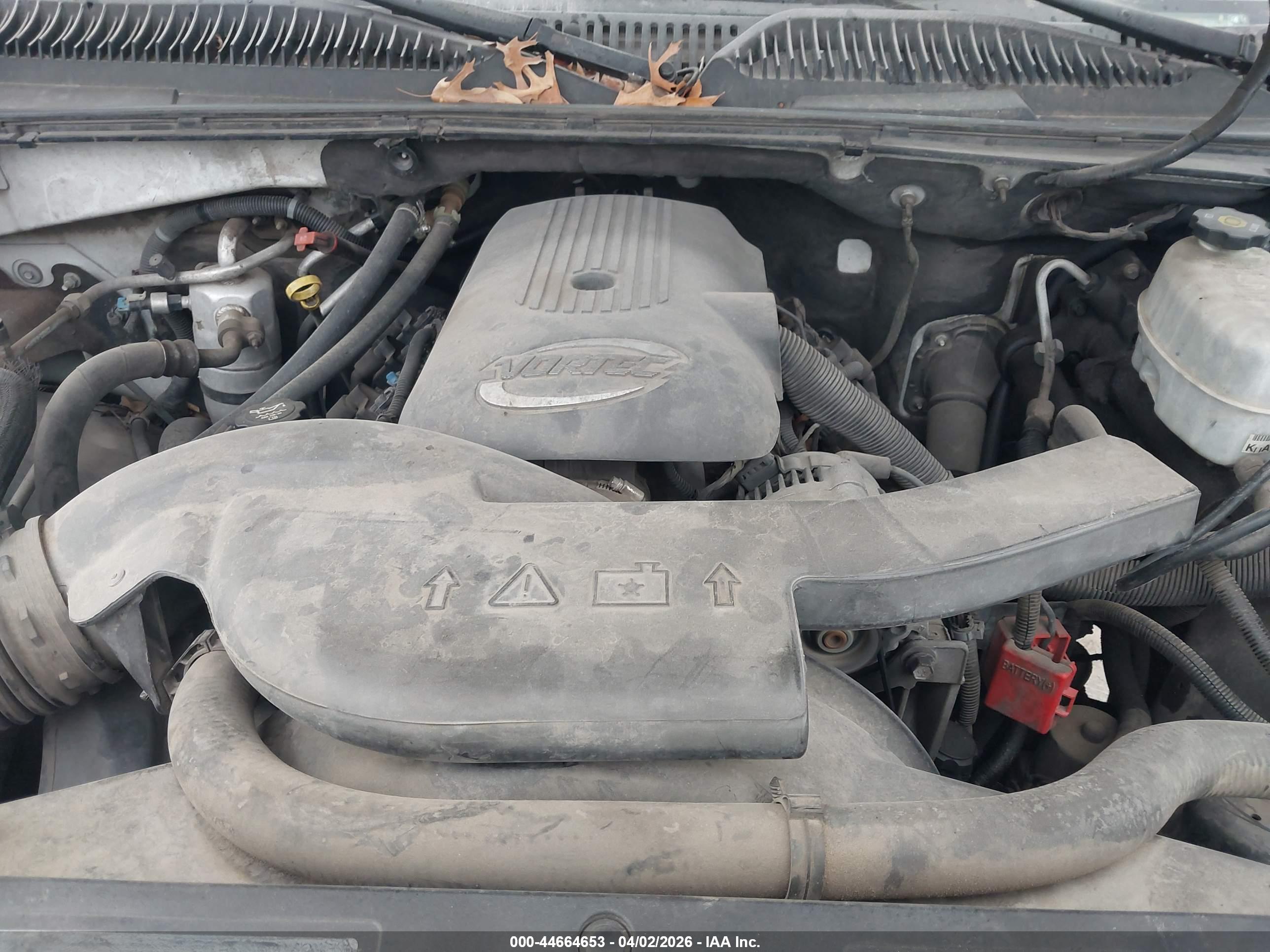 CHEVROLET TAHOE image 10