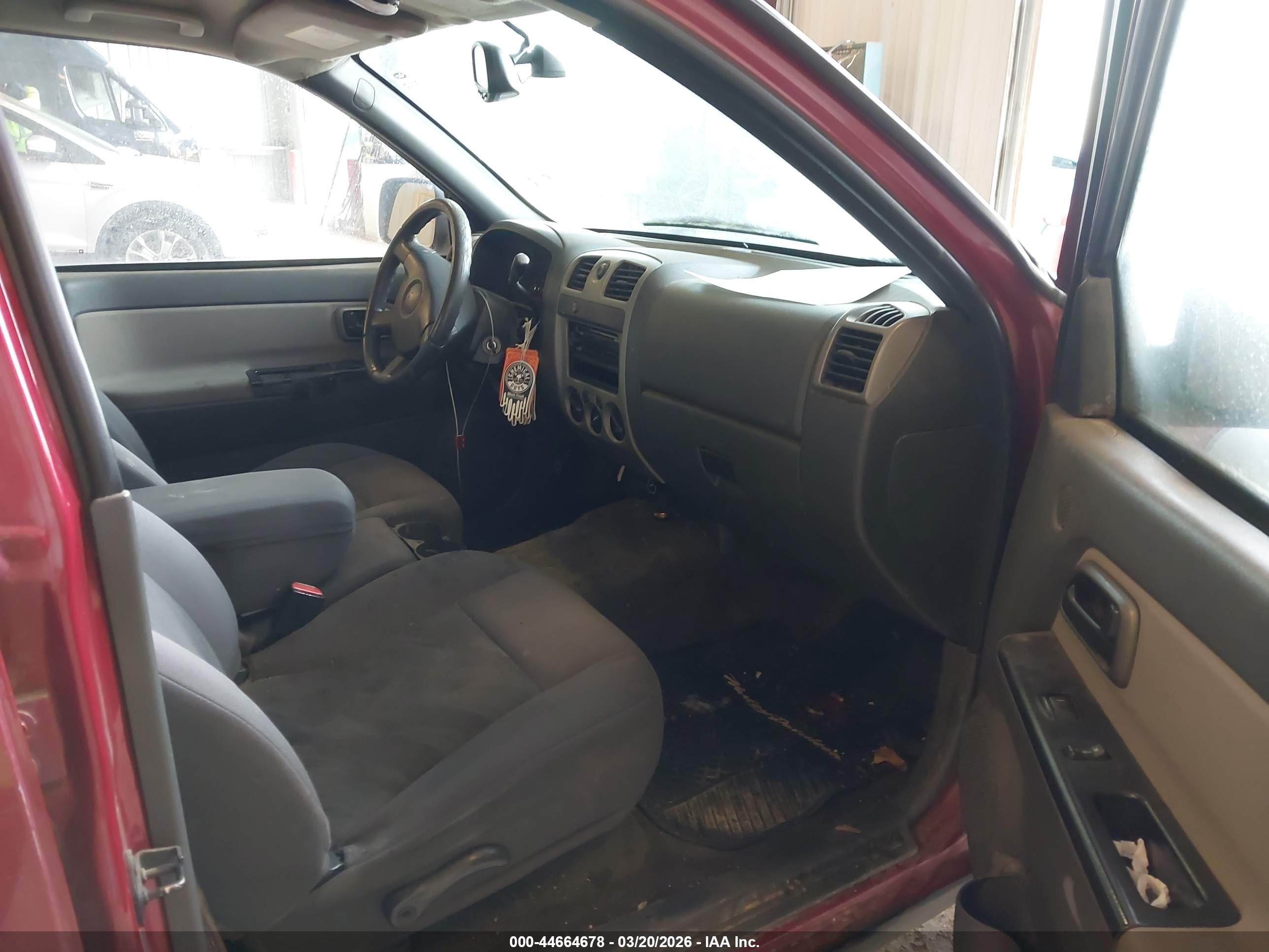 CHEVROLET COLORADO image 5