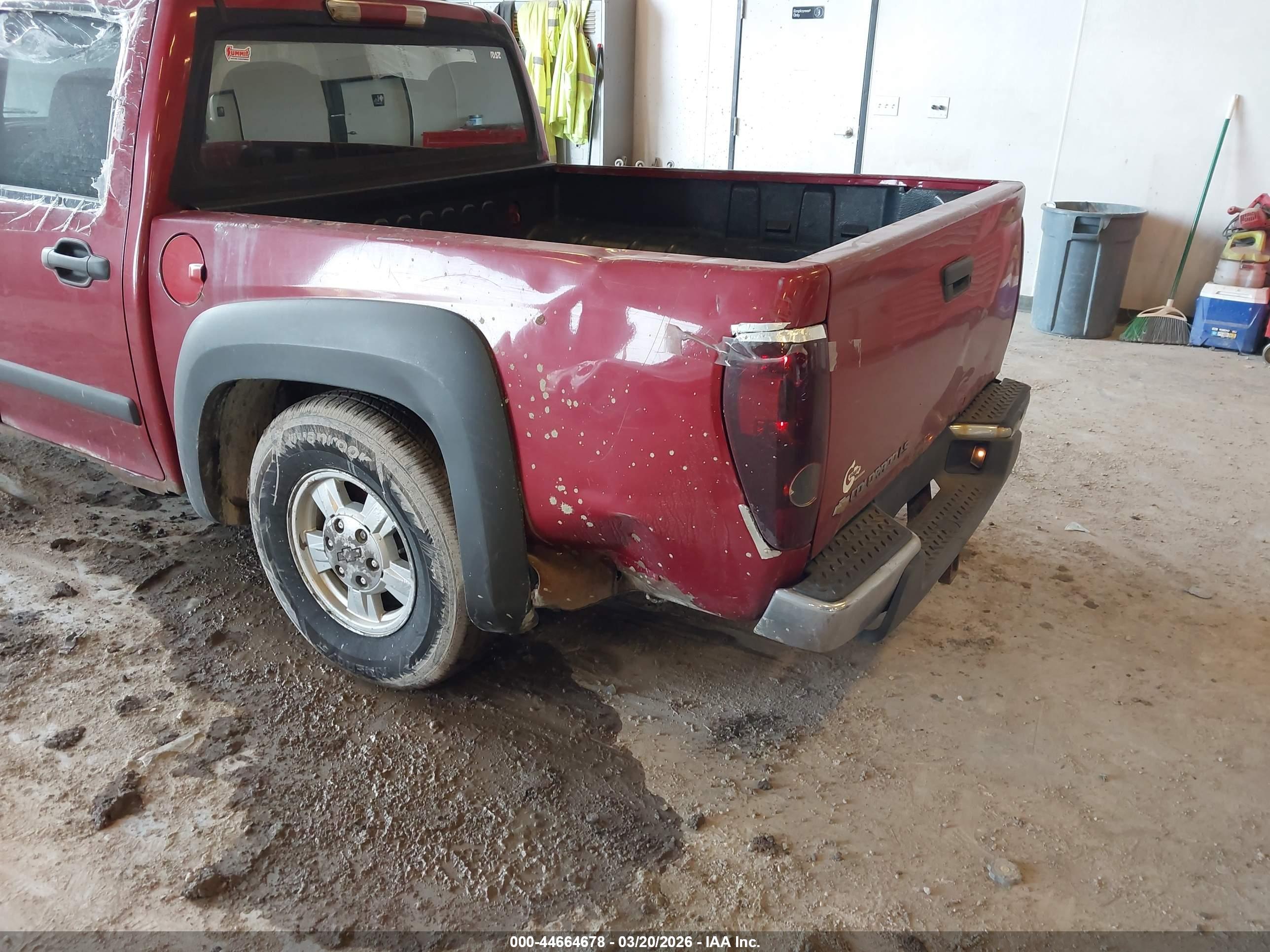CHEVROLET COLORADO image 6