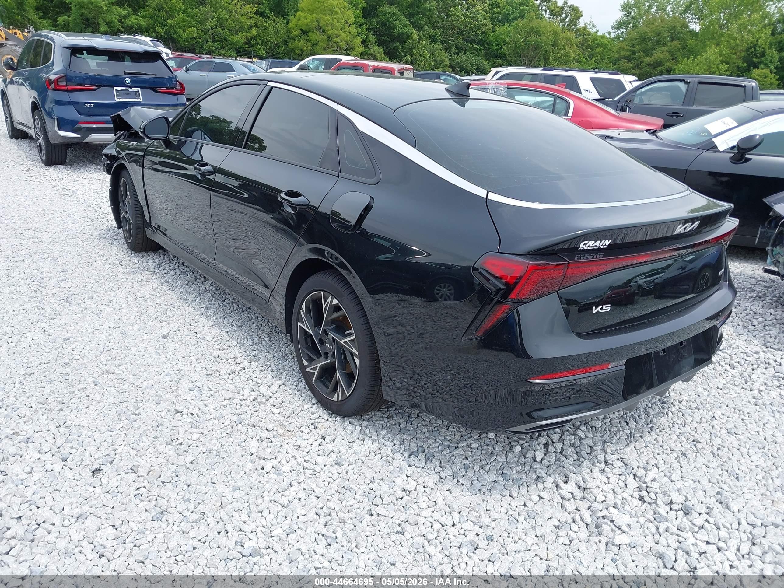 KIA K5 image 3