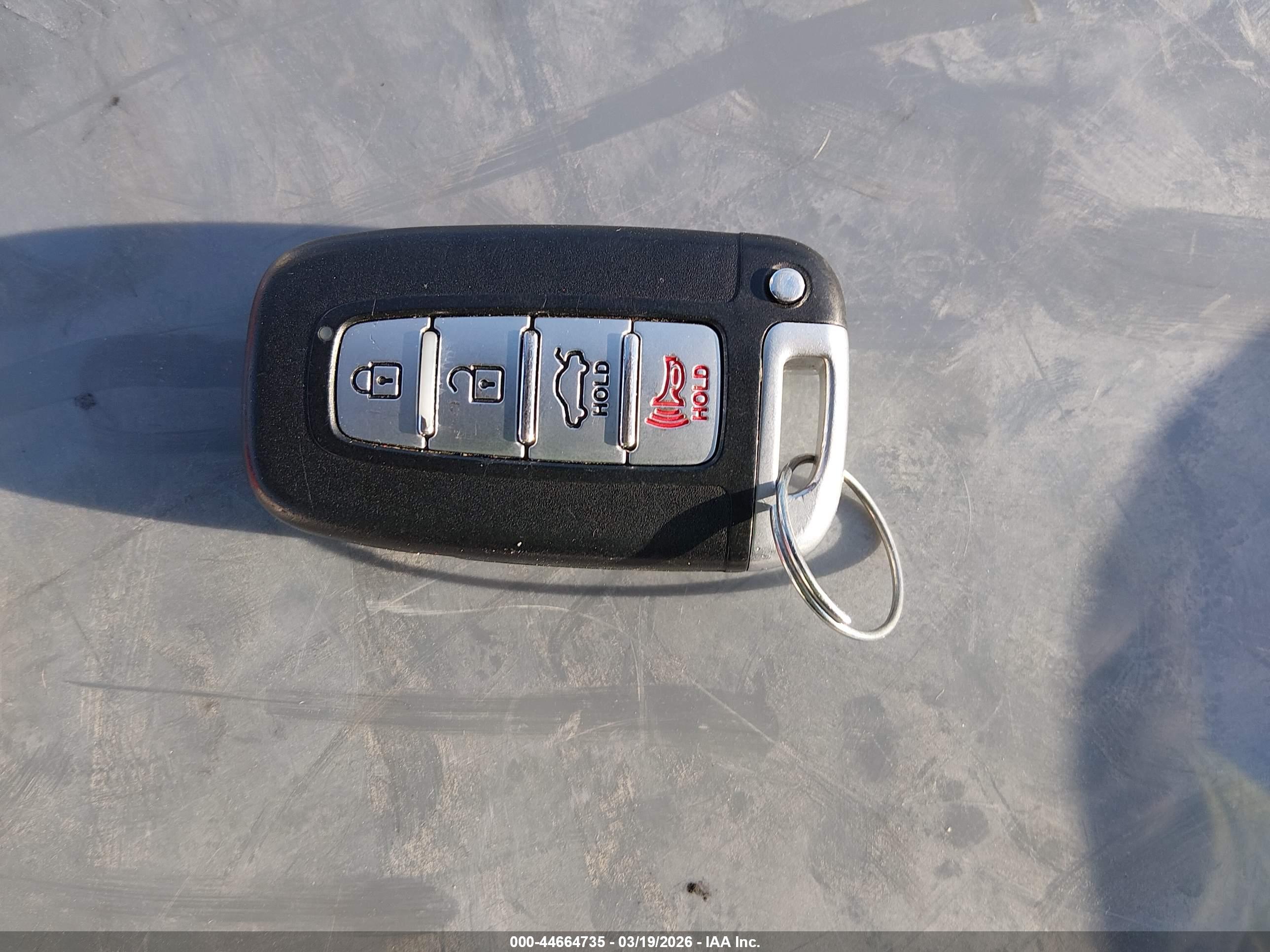 HYUNDAI ELANTRA image 11