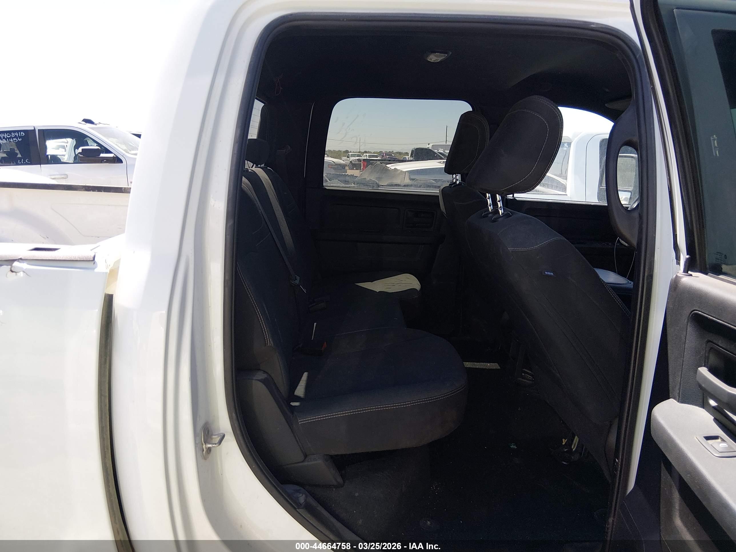RAM 2500 image 8
