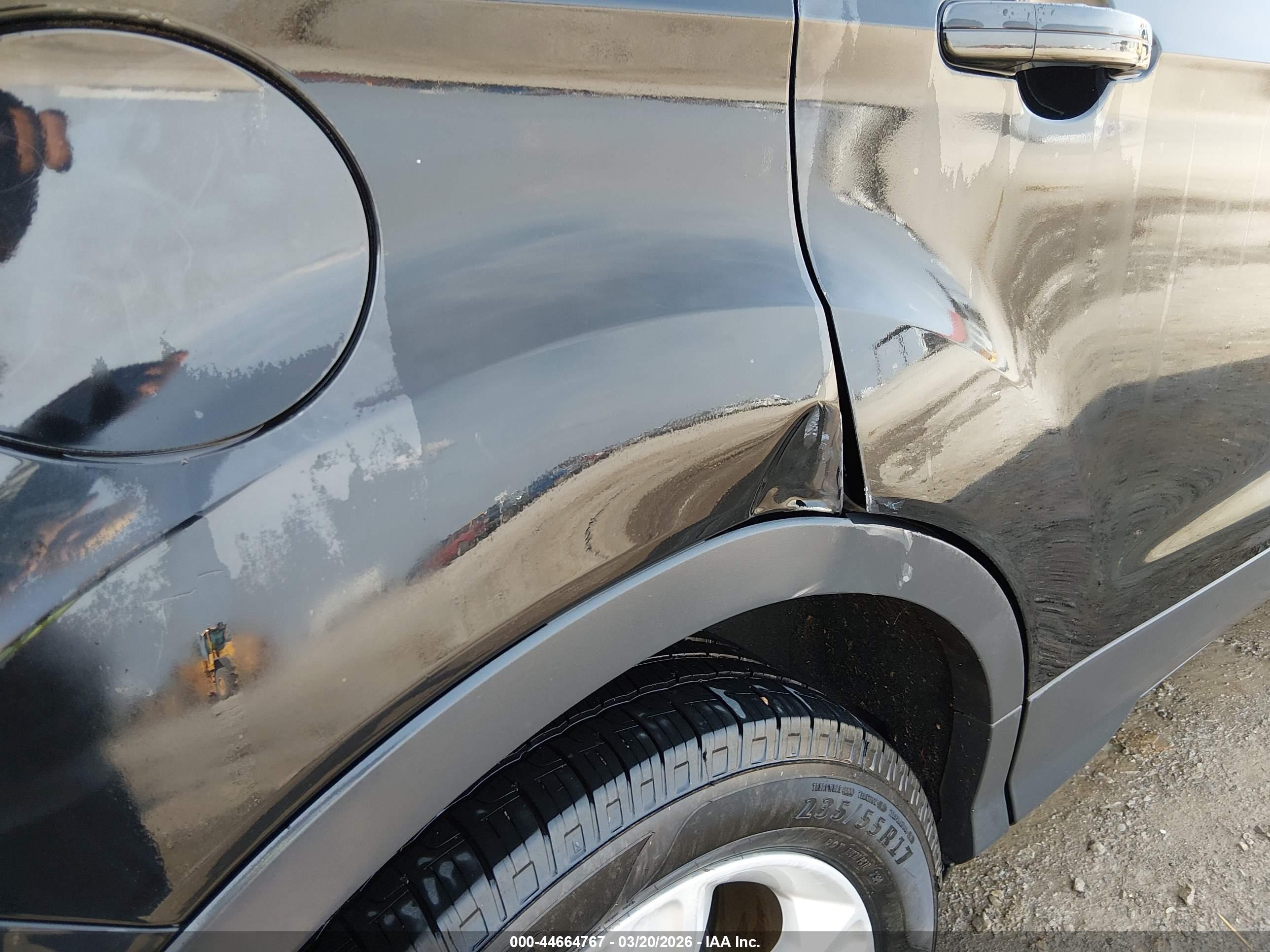 FORD ESCAPE image 6