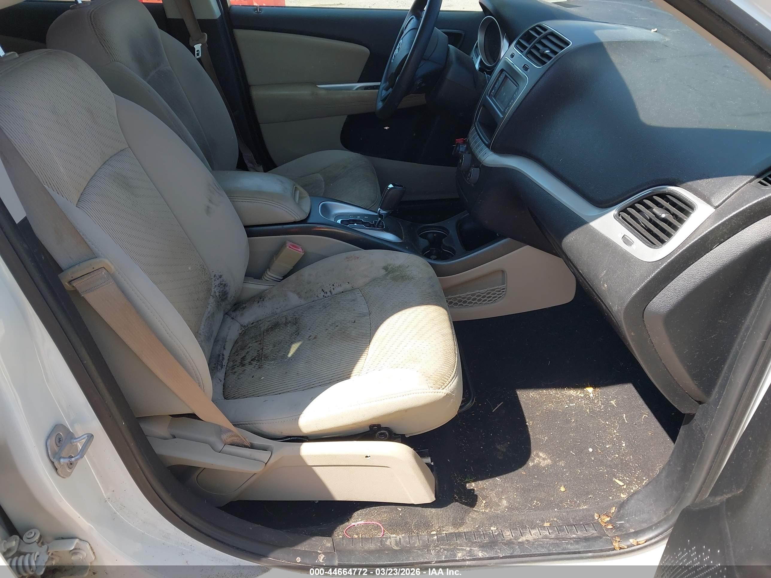 DODGE JOURNEY image 5