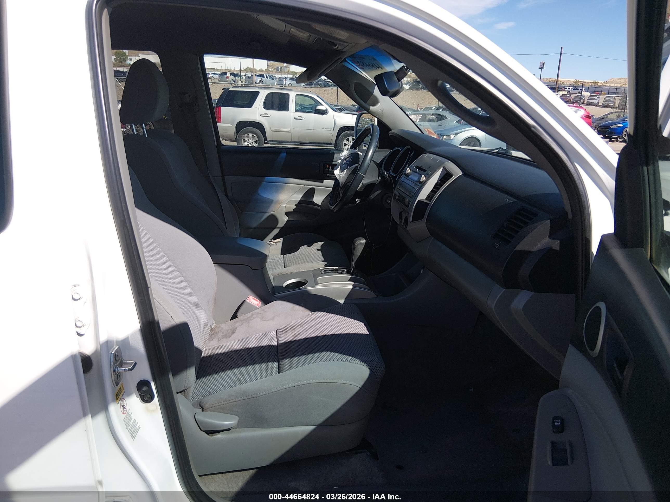 TOYOTA TACOMA image 5