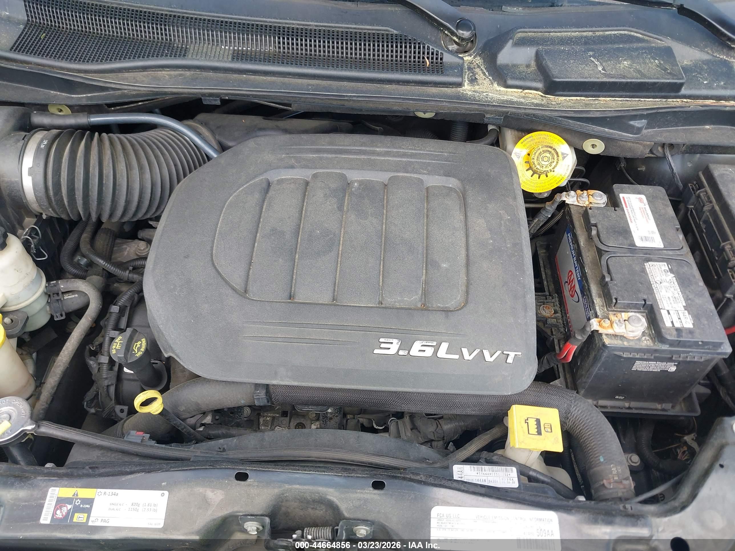 CHRYSLER TOWN image 10