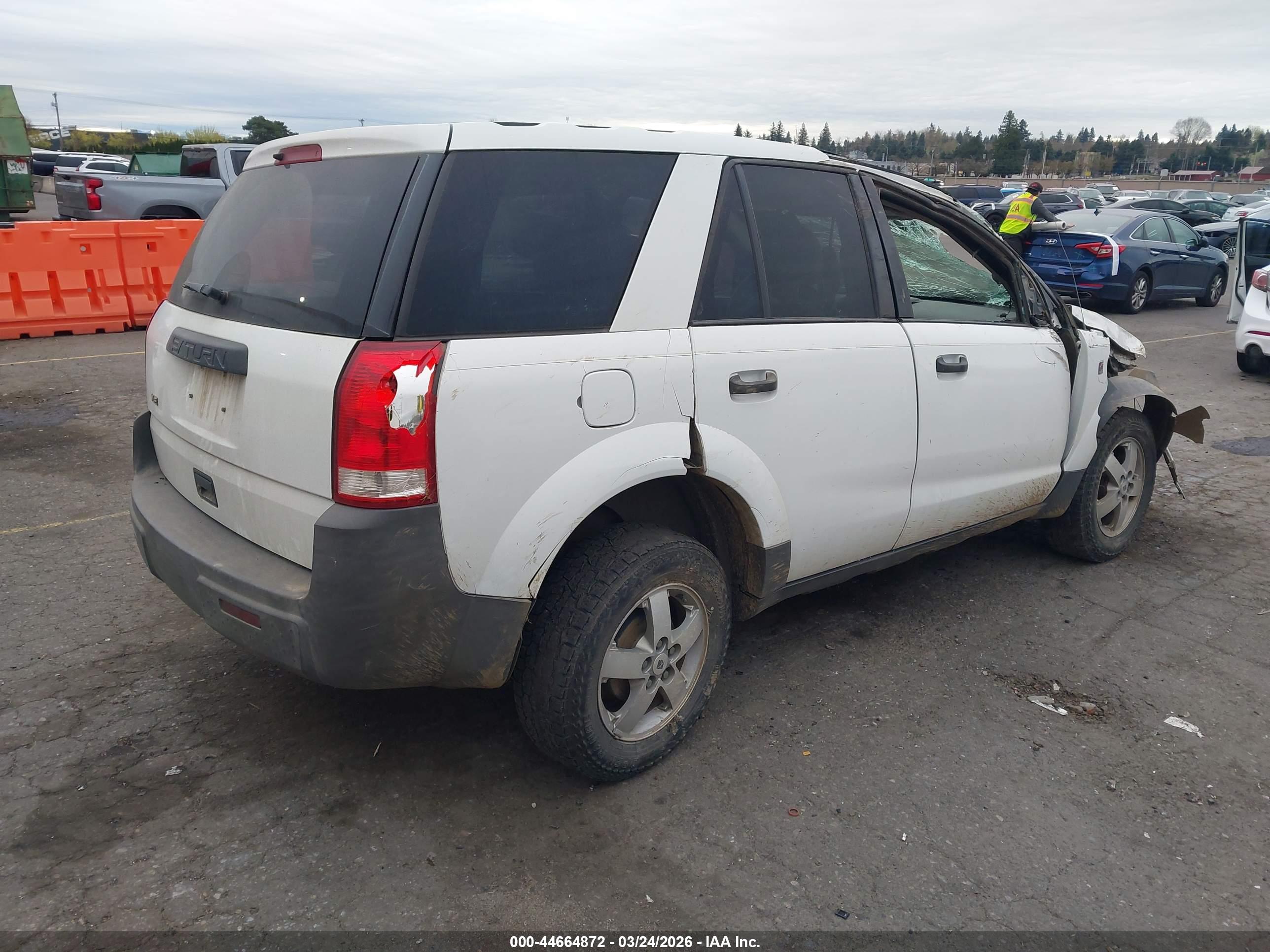 SATURN VUE image 4