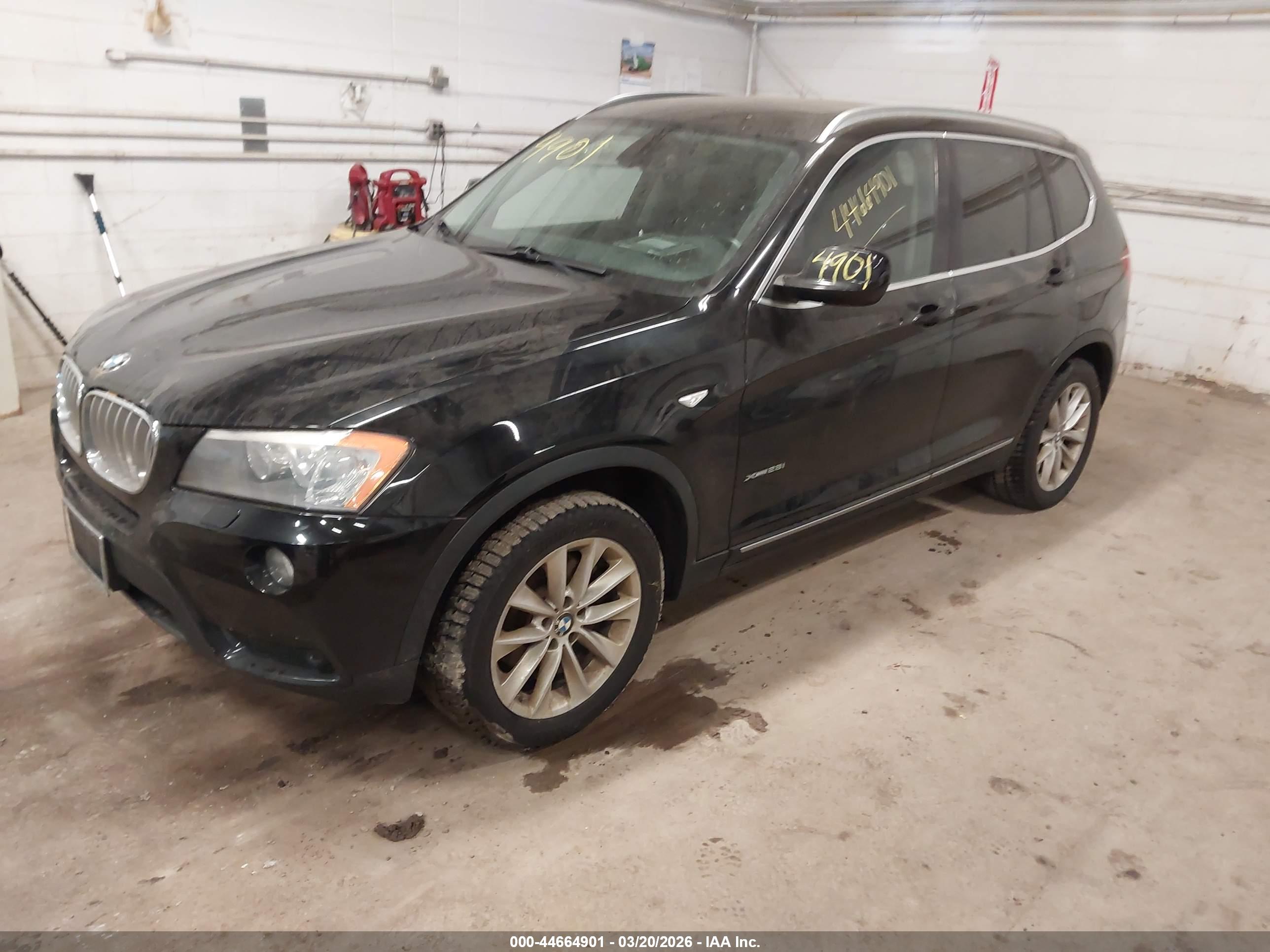 BMW X3 image 2