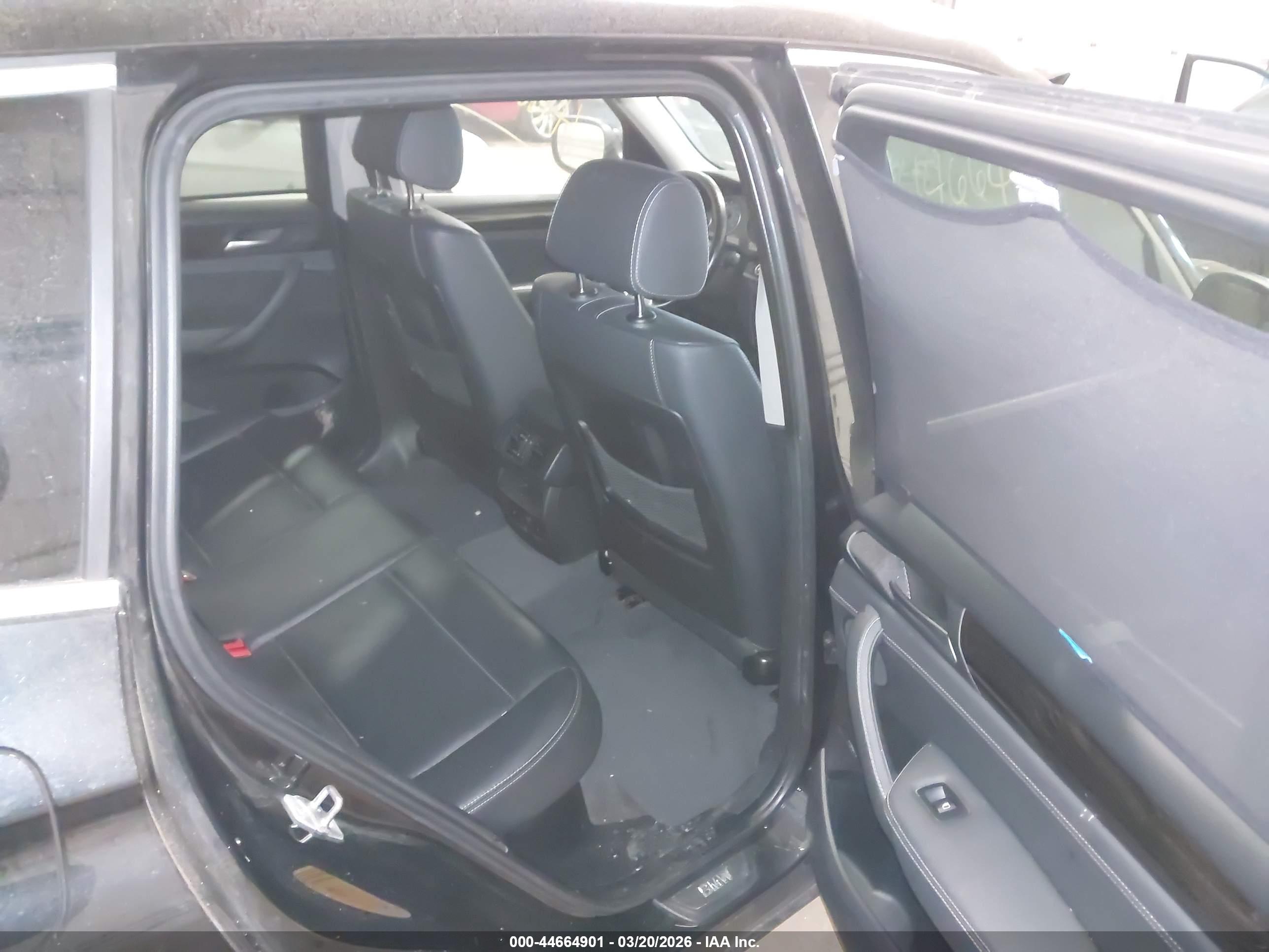 BMW X3 image 8