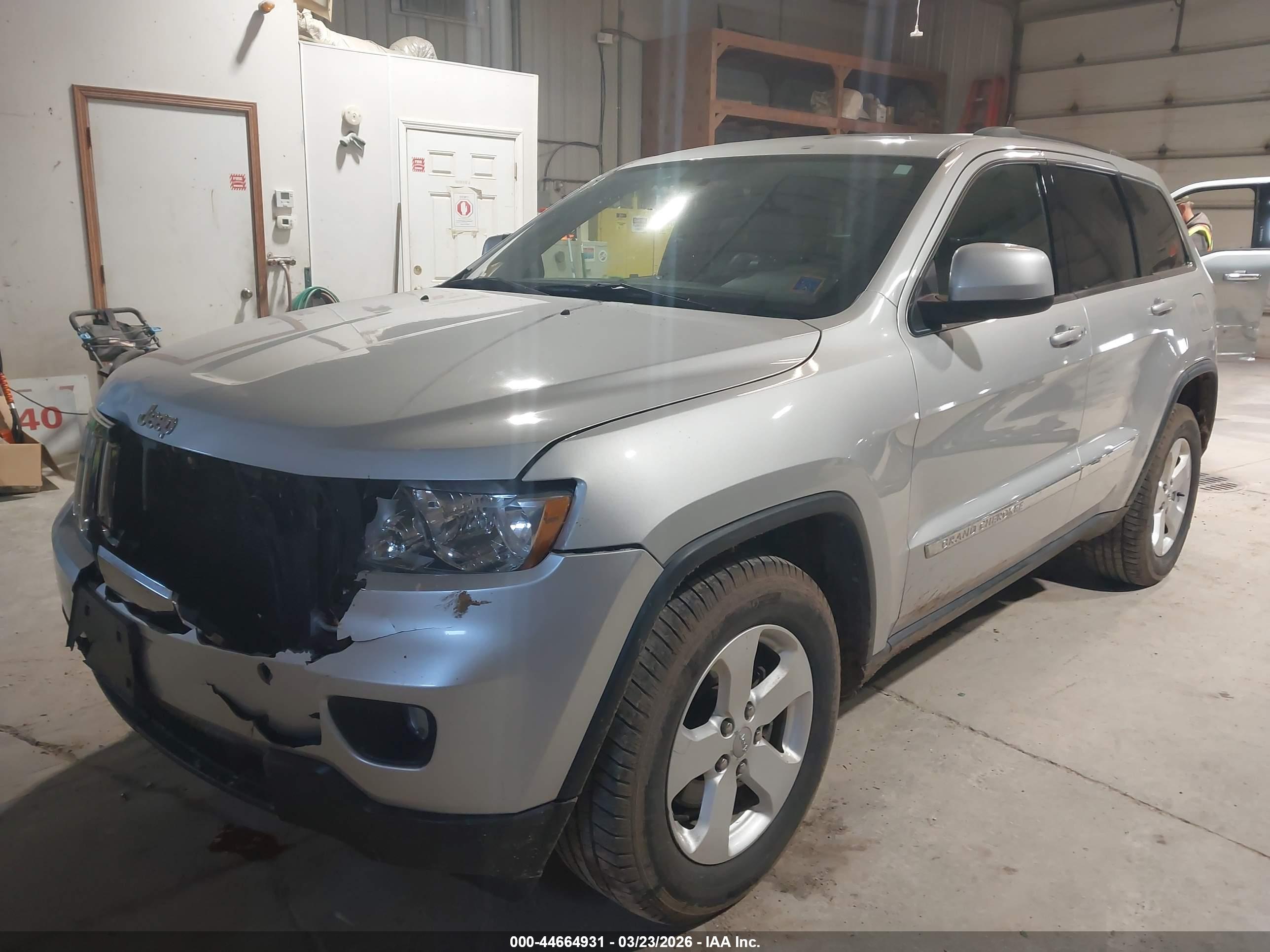 JEEP GRAND image 2
