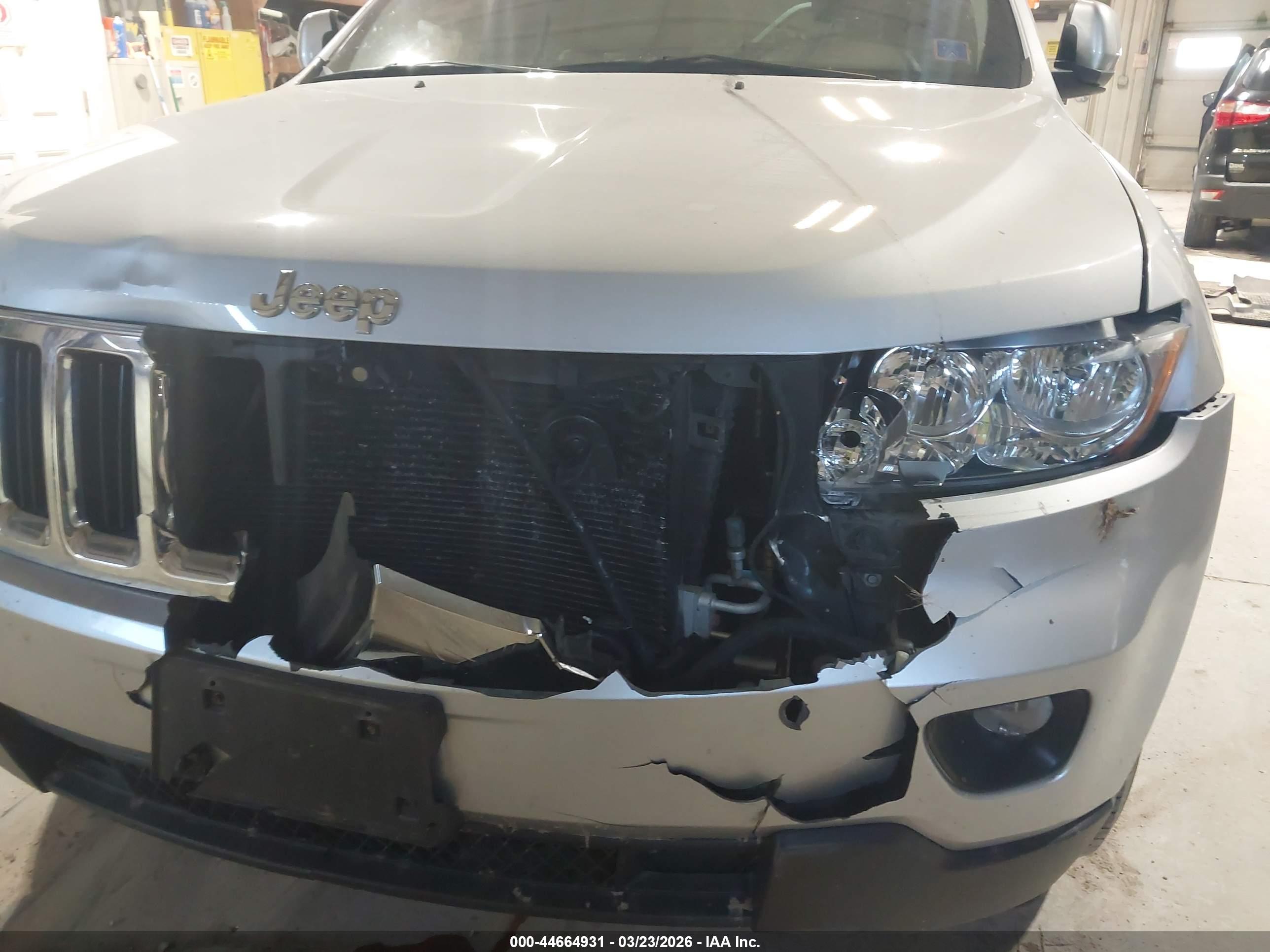 JEEP GRAND image 6