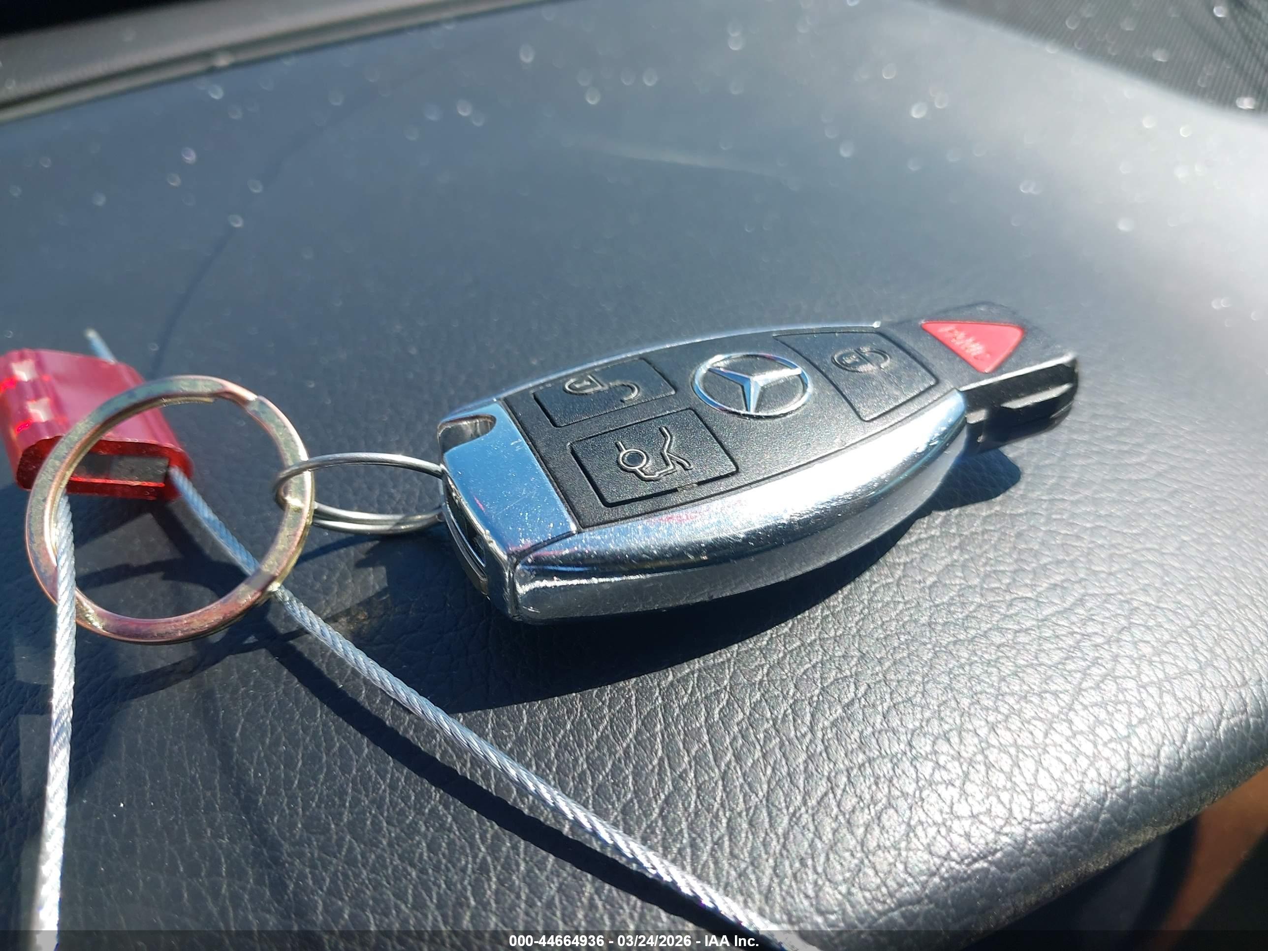 MERCEDES-BENZ GLA image 11