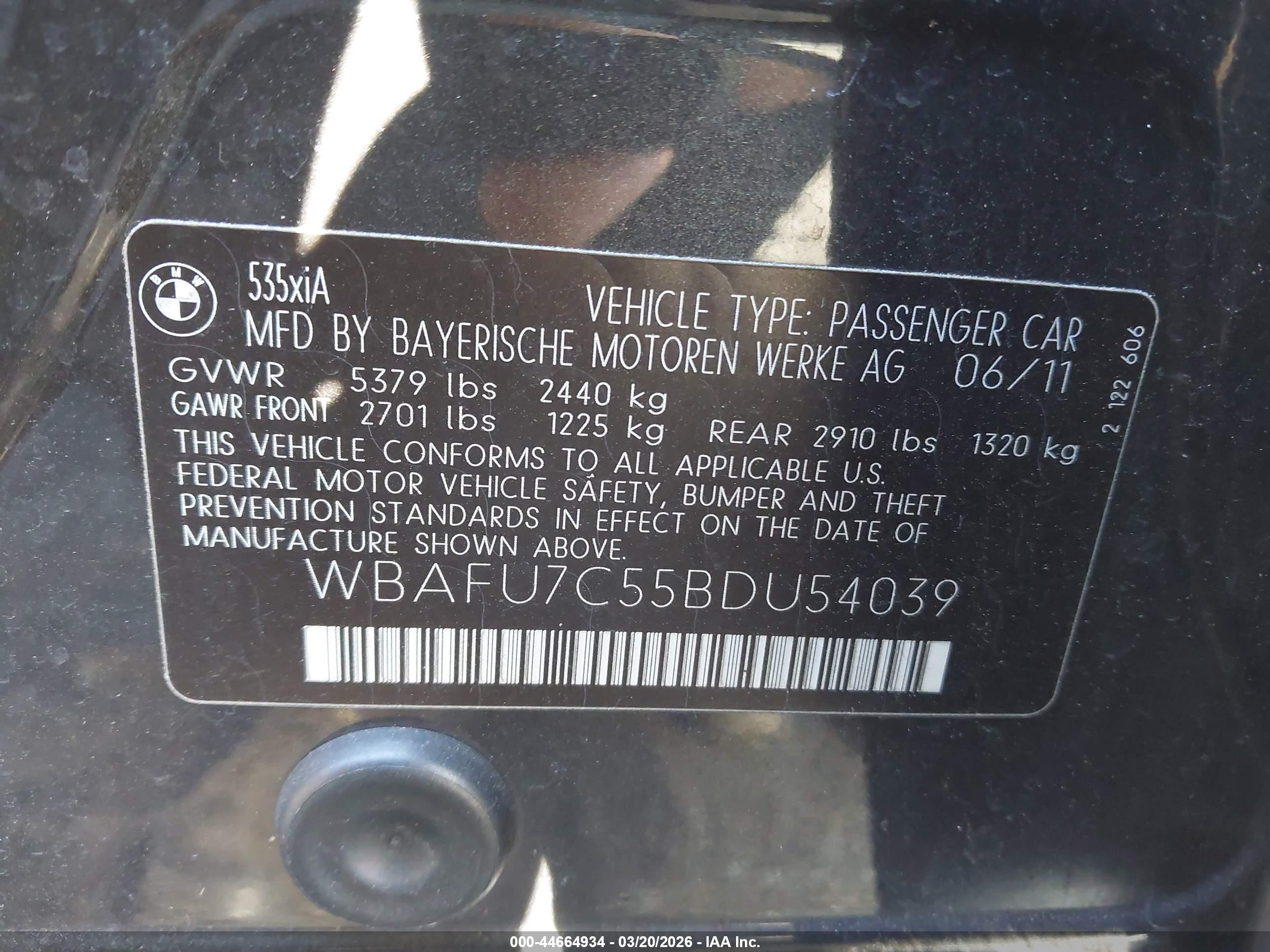 BMW 535I image 9