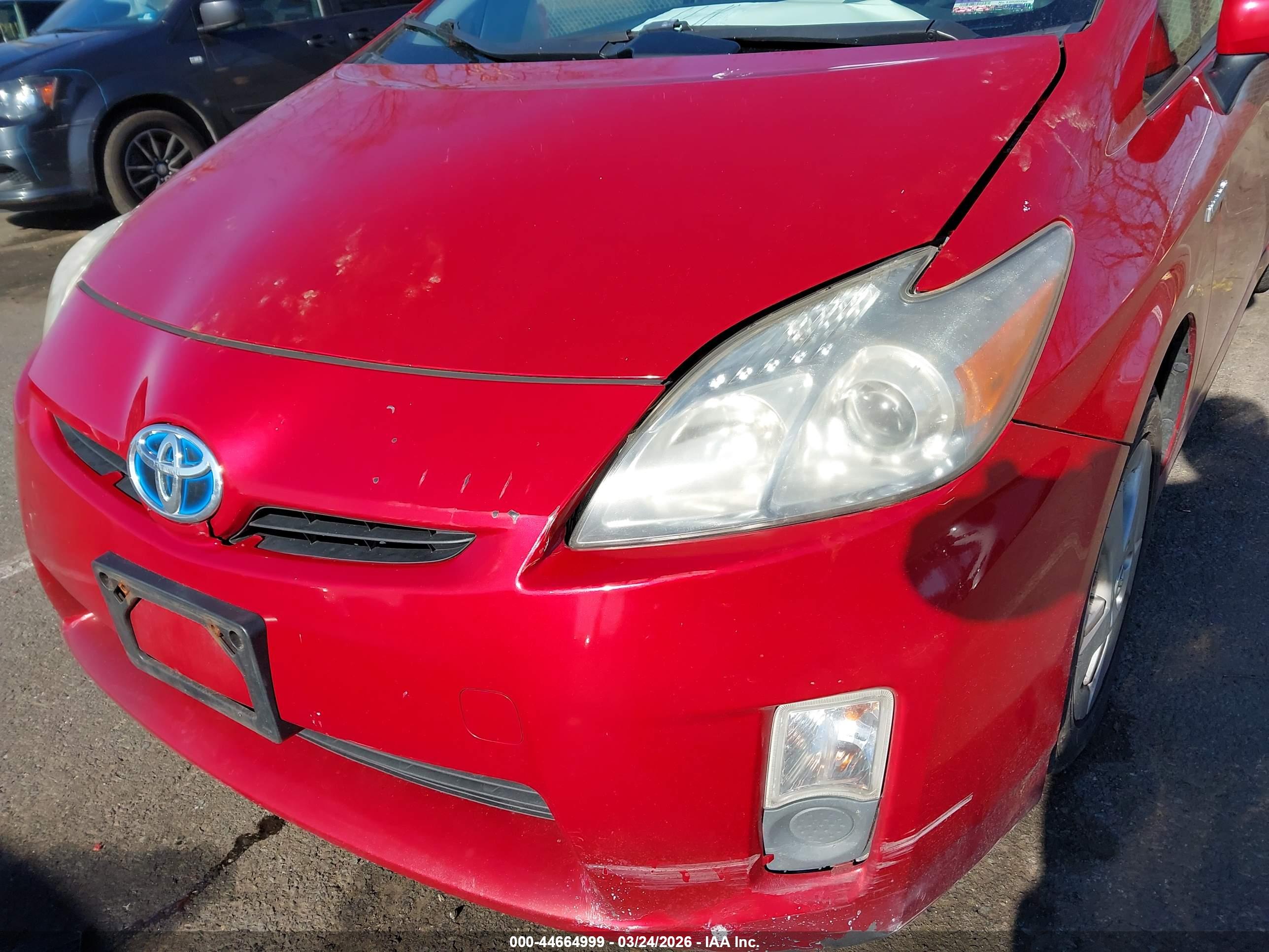 TOYOTA PRIUS image 6