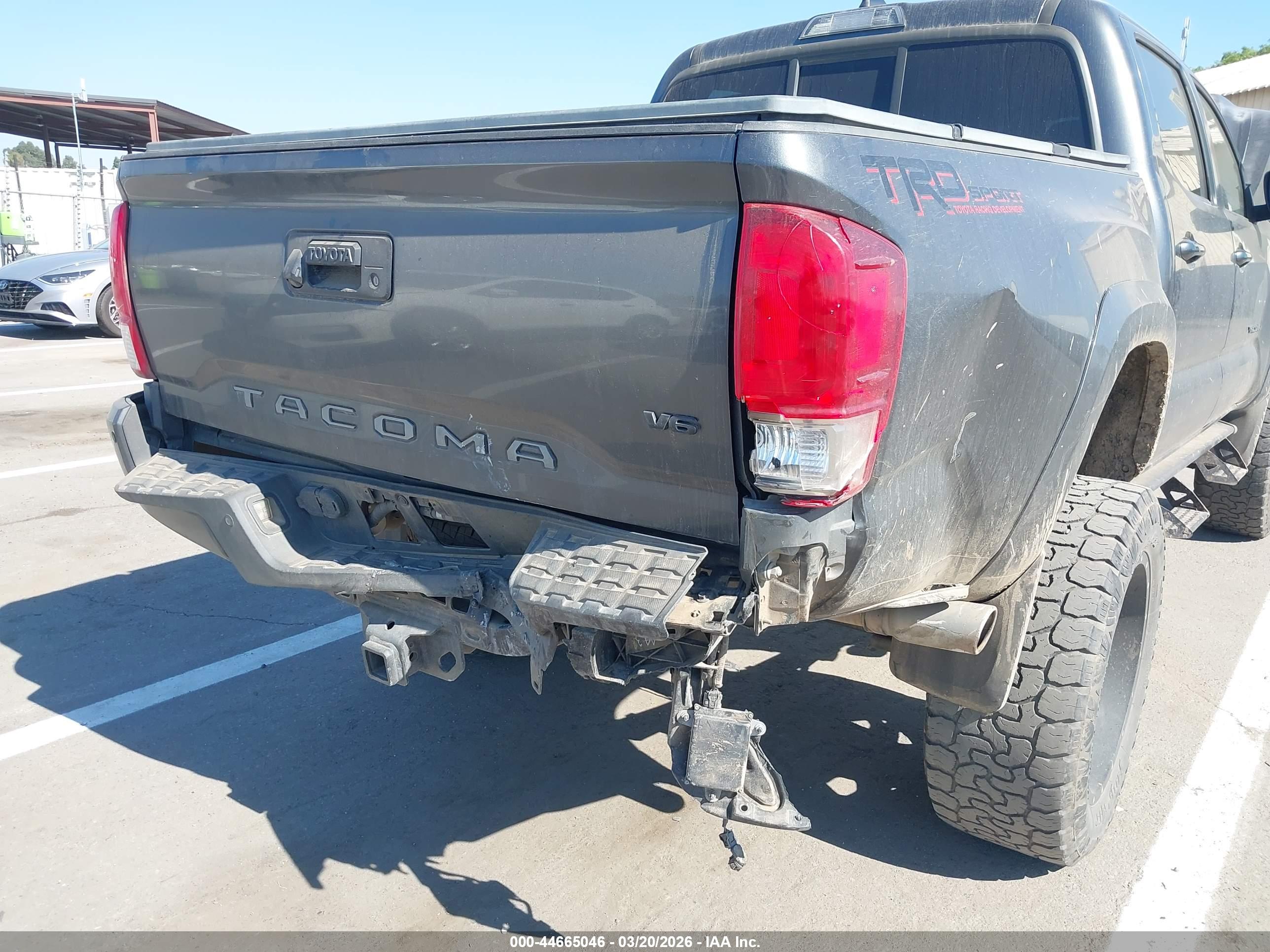 TOYOTA TACOMA image 6