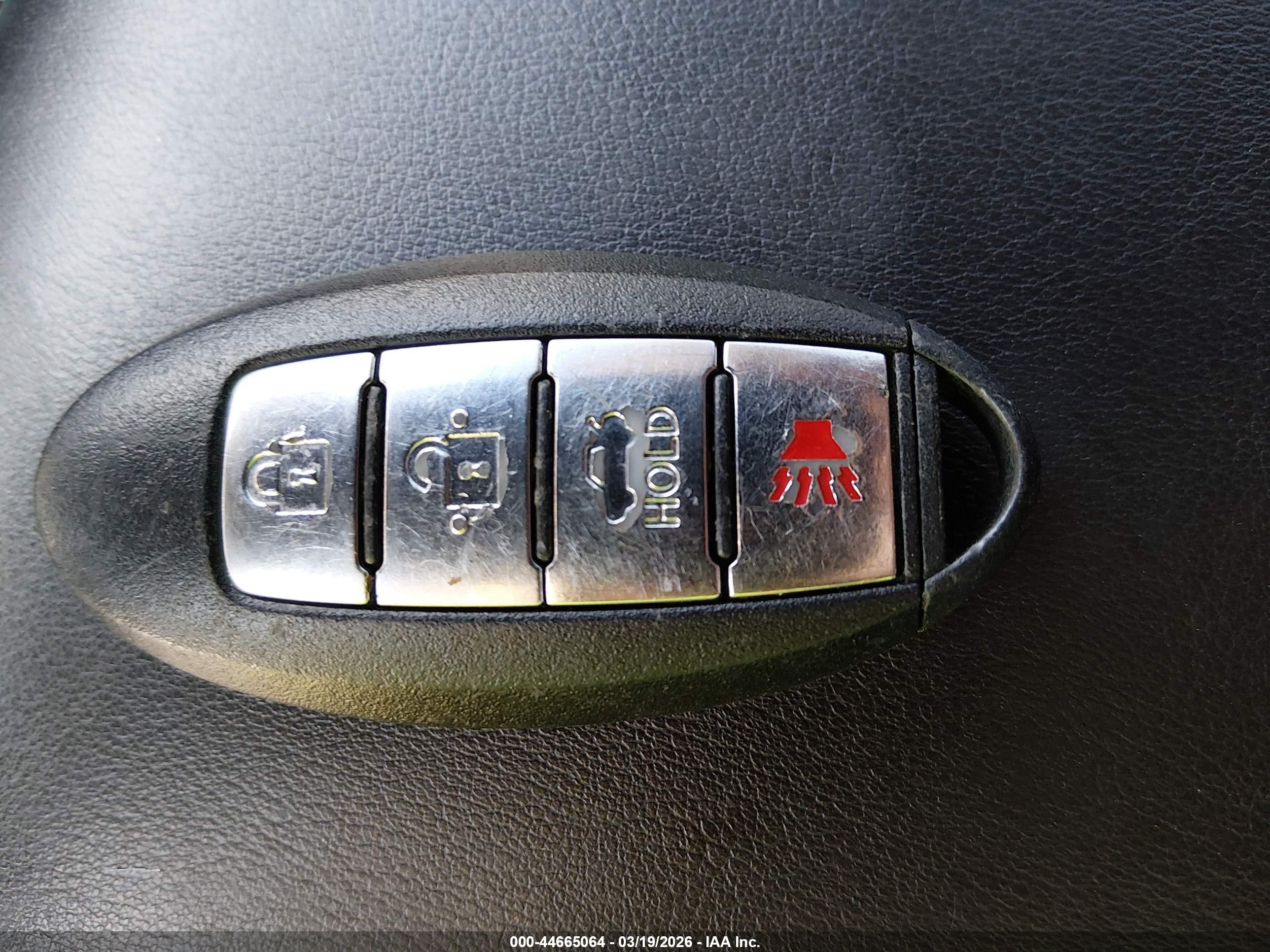 INFINITI JX35 image 11