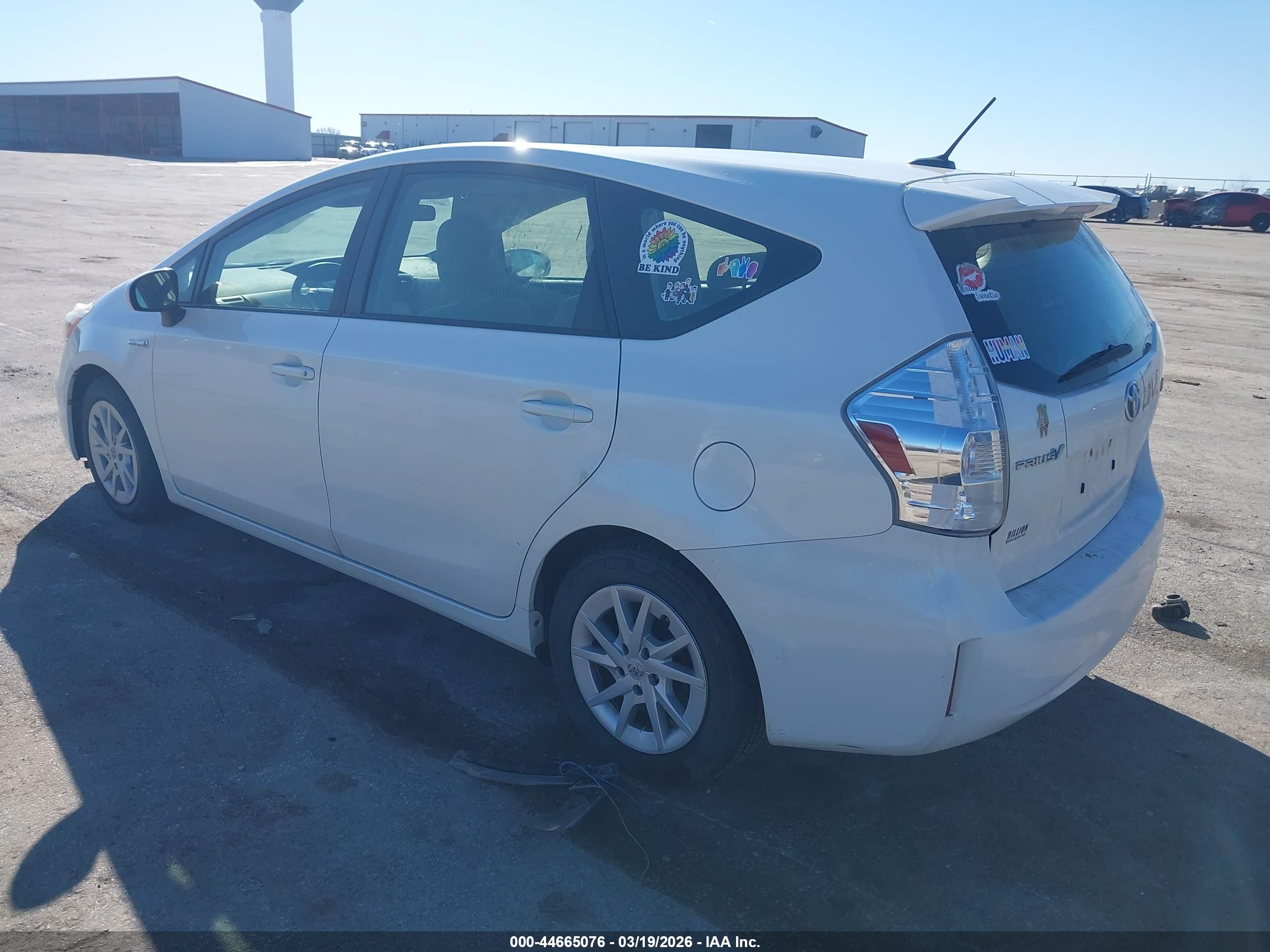 TOYOTA PRIUS image 3