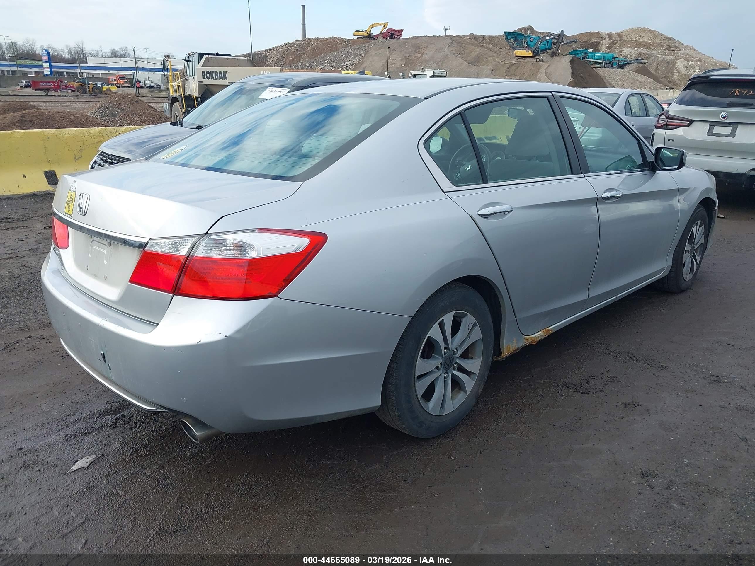 HONDA ACCORD image 4