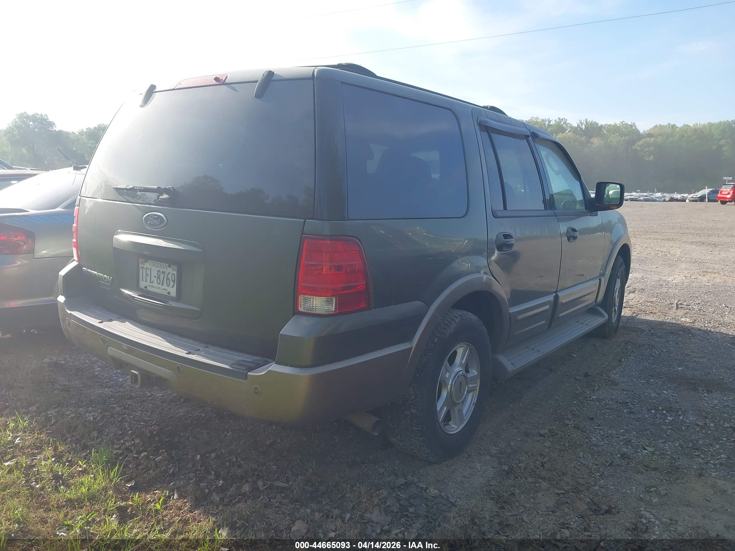 FORD EXPEDITION image 4